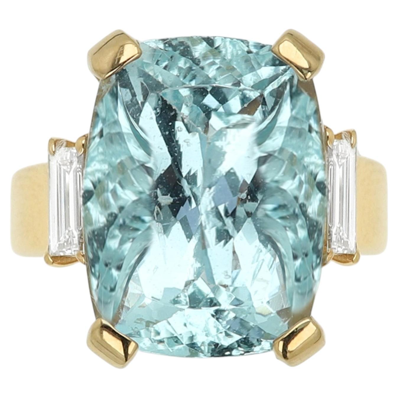 Aquamarine Ring 18k Yellow Gold Vintage Blue Cocktail Large Gem