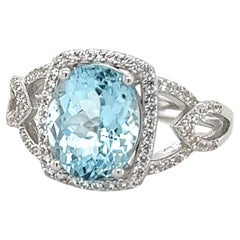 Bague de décoration d'art unique et fantaisie en aigue-marine bleu clair coussin
