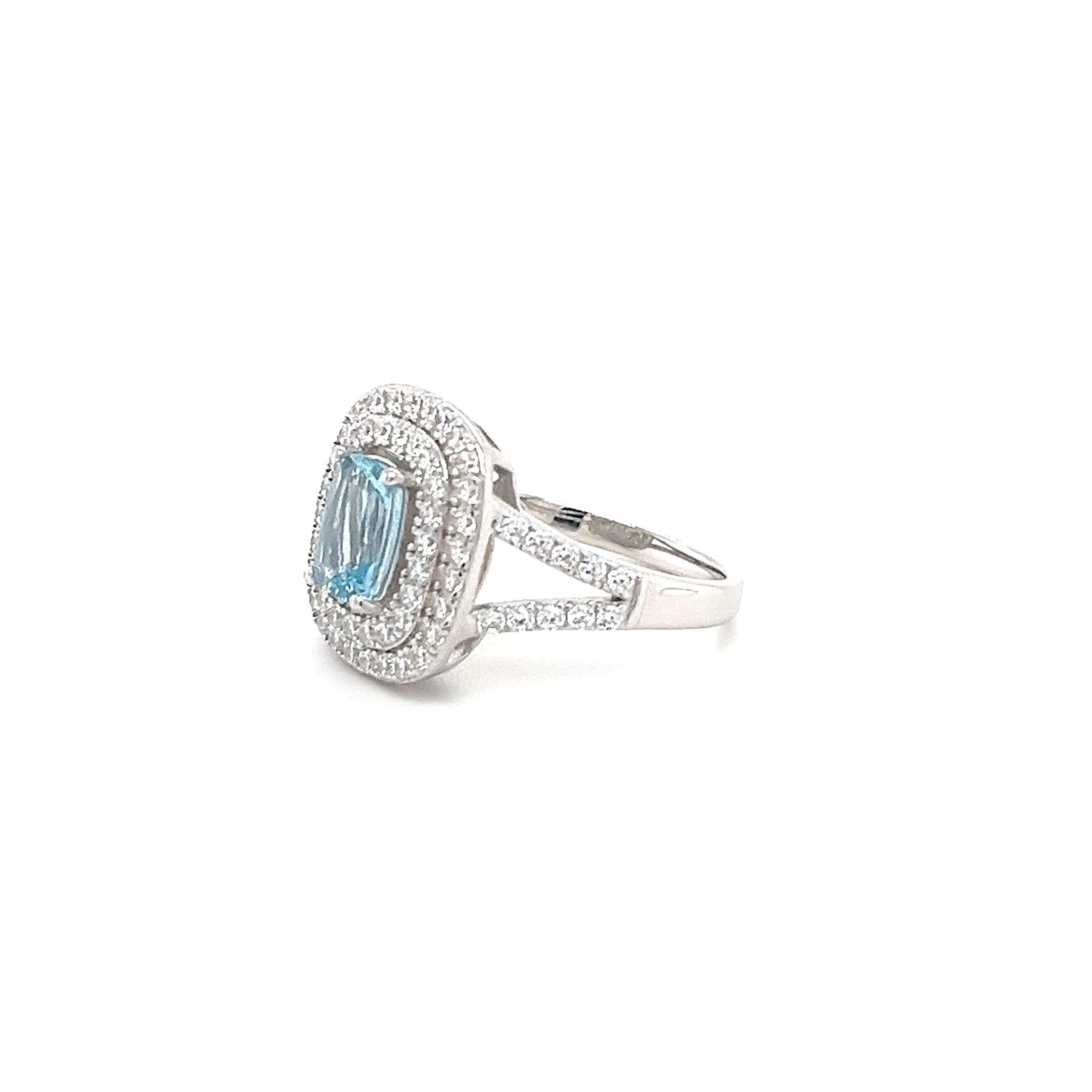Aquamarine Ring, Cocktail Ring, Rectangular Cushion Cut Gemstone Ring In New Condition For Sale In New York, NY