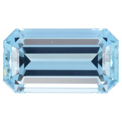 Aguamarina talla esmeralda de 13,75 quilates: Perfecta para joyería de lujo personalizada