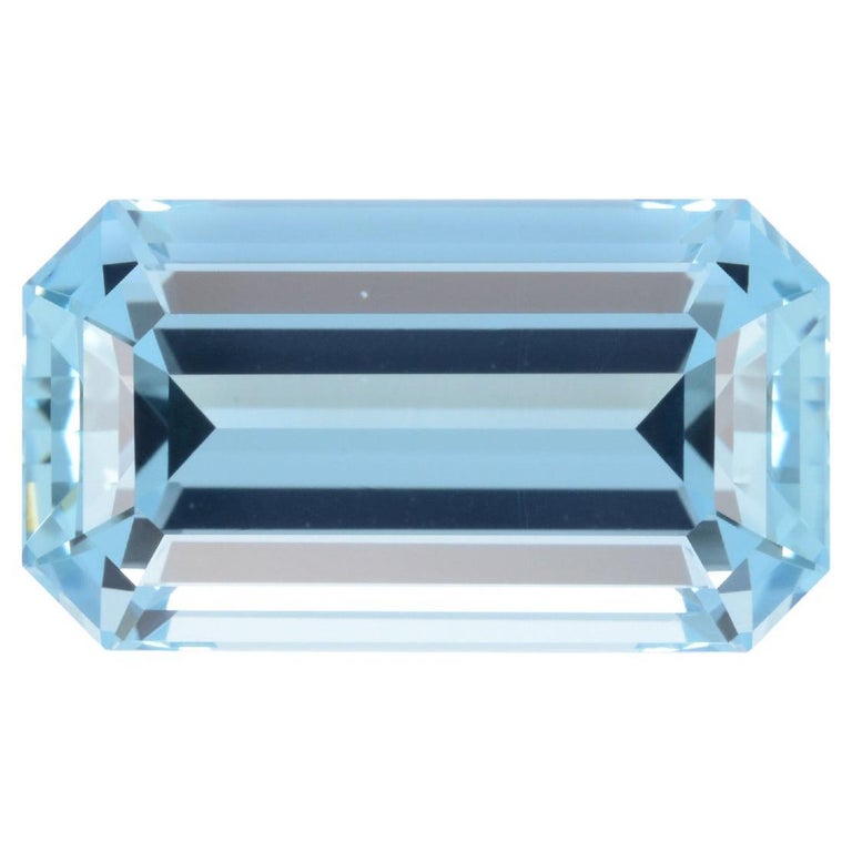 Emerald-Cut Aquamarine: Perfect for Custom Luxury