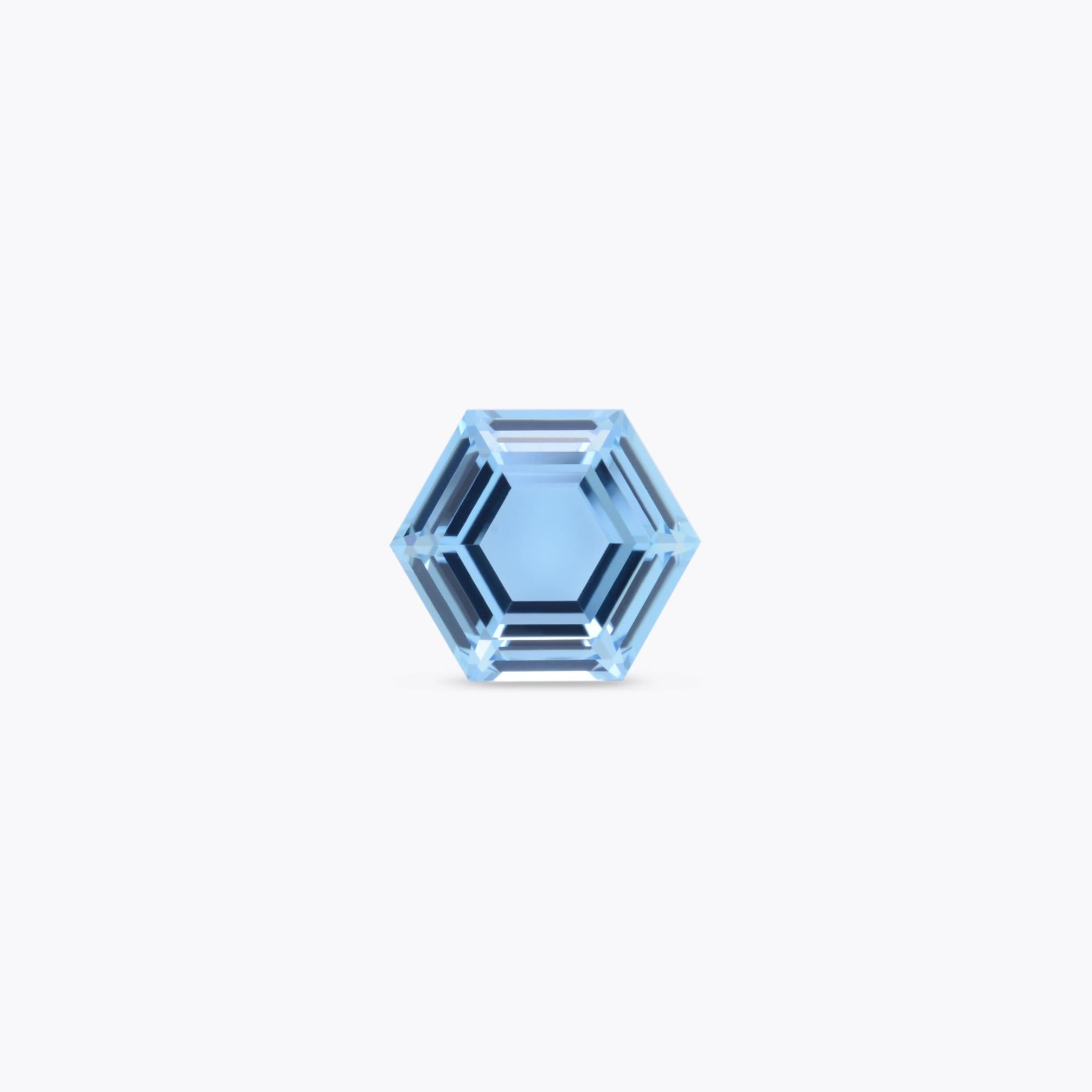 Spectacular 6.54 carat Aquamarine Hexagon unmounted gem, offered loose to a fine gemstone connoisseur.
Dimensions: 13.90 x 12.00 x 6.00 mm
Returns are accepted and paid by us within 7 days of delivery.
We offer supreme custom jewelry work upon