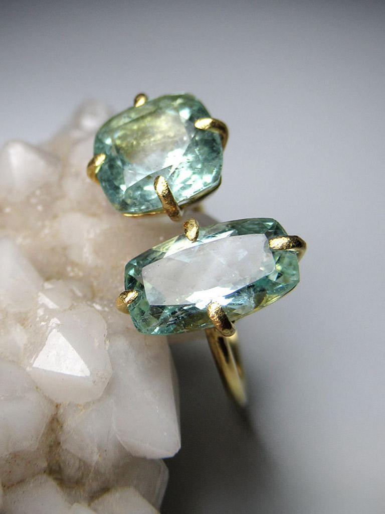 Aquamarine Ring Gold Modern Engagement Ring Natural Blue Beryl Two Stones In New Condition For Sale In Berlin, DE