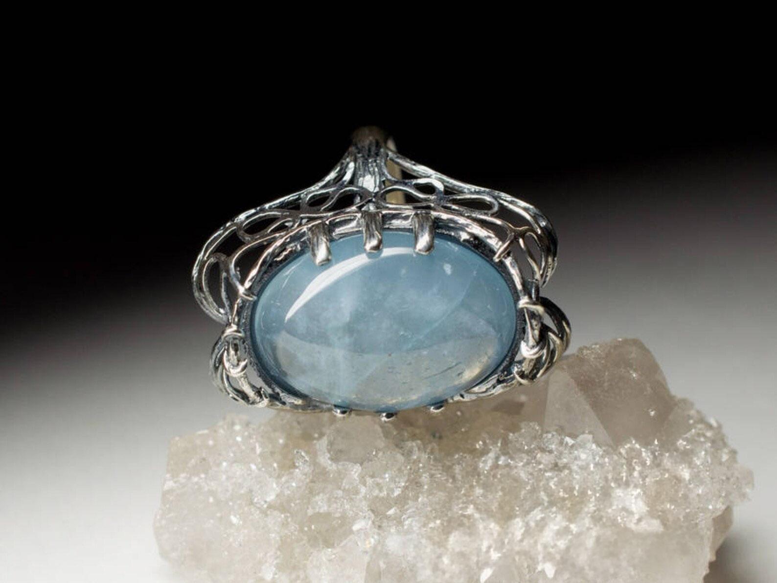 Aquamarine Ring Gothic style Light Blue Icy Beryl Cabochon Gemstone vintage 1