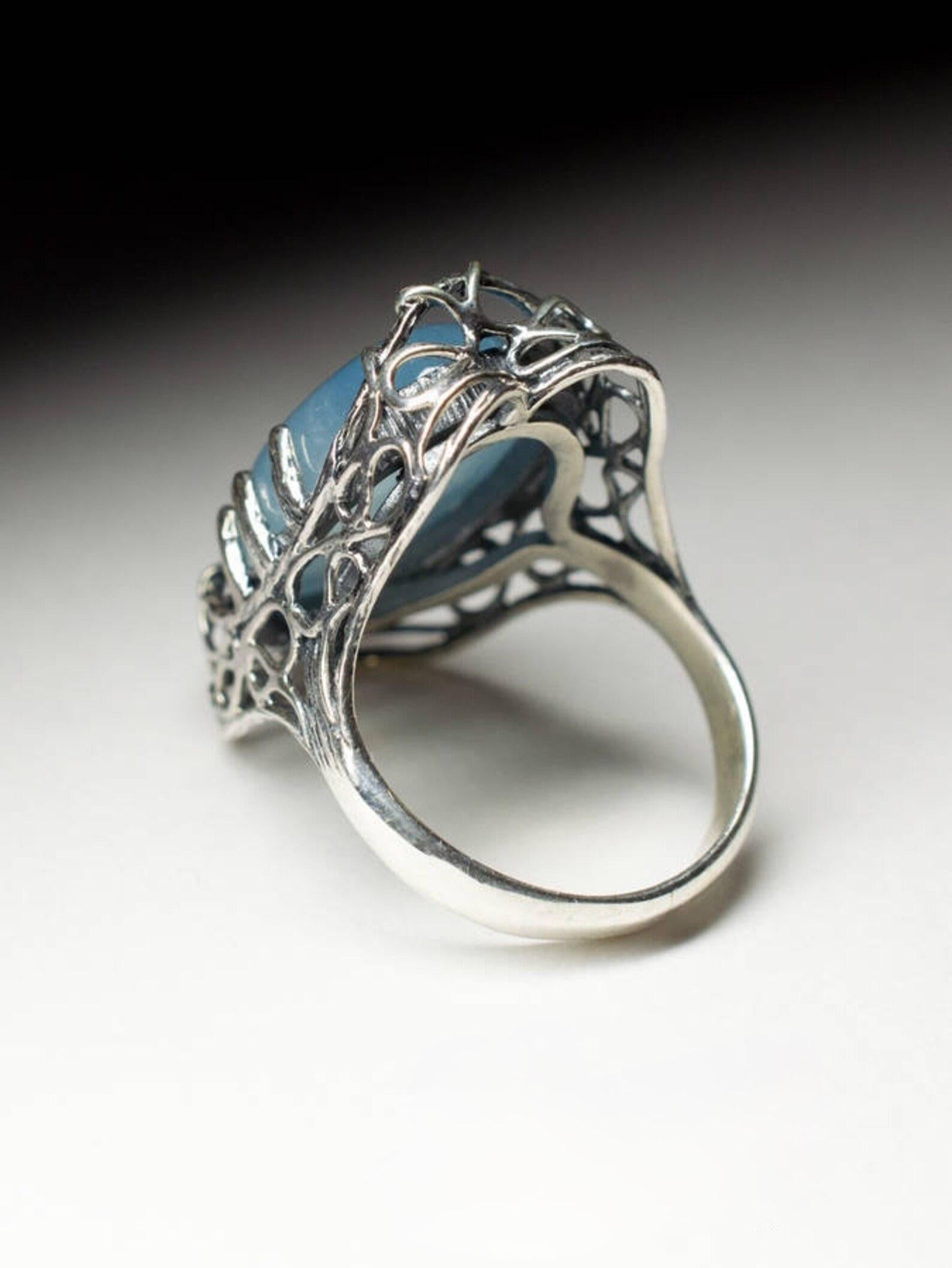 Aquamarine Ring Gothic style Light Blue Icy Beryl Cabochon Gemstone vintage ring For Sale 4