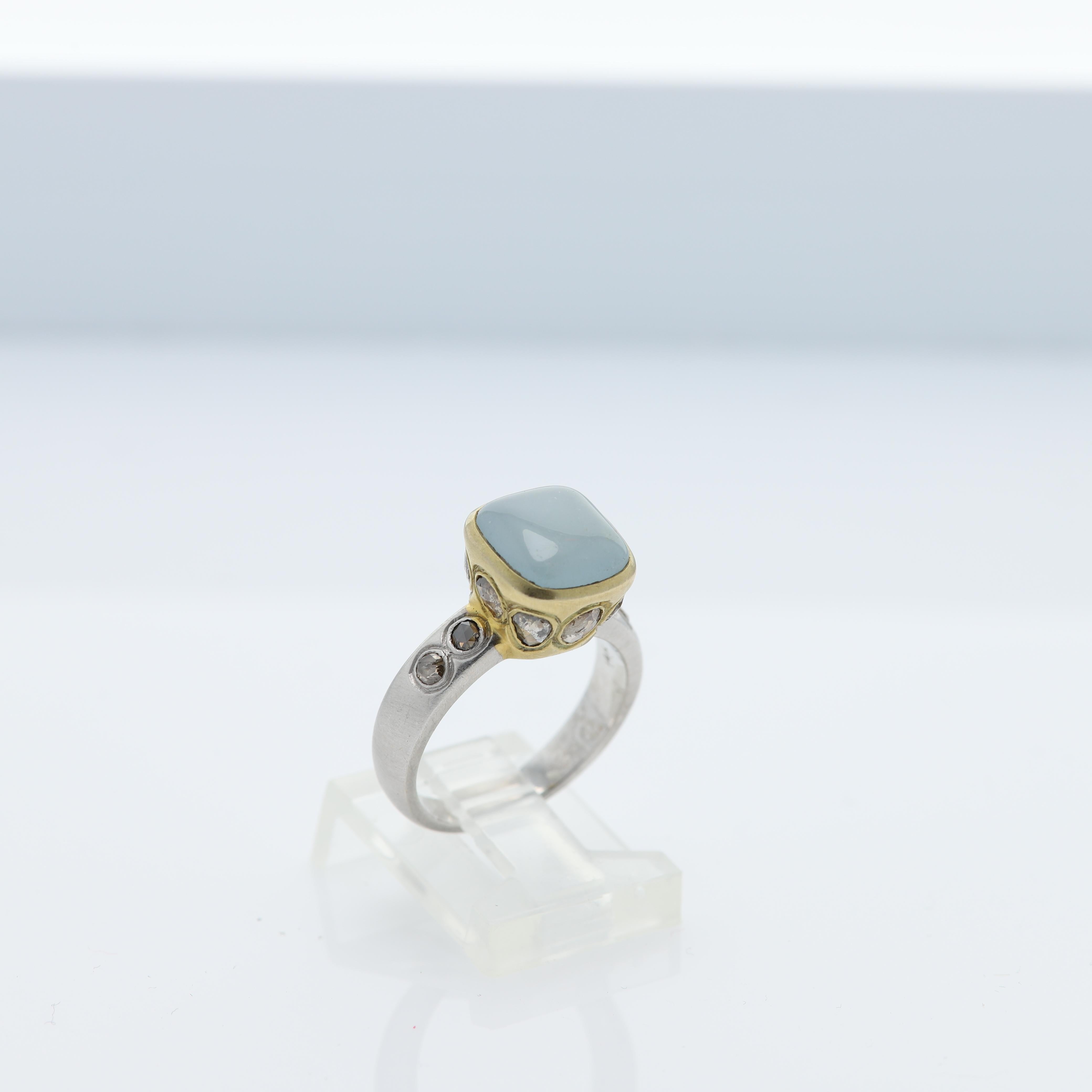 Aquamarine Ring Hand 18 Karat & Old Cut Diamonds Vintage Aquamarine Gold Ring 2