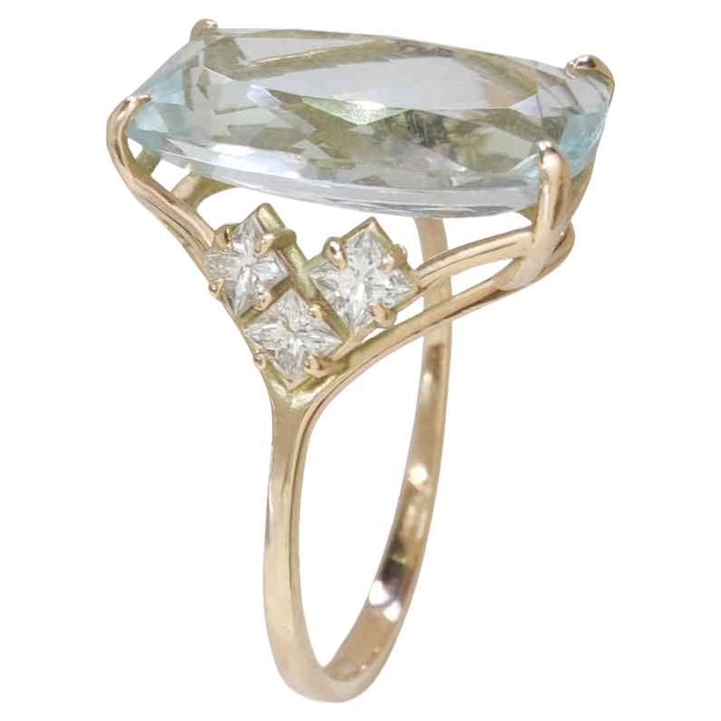 Certified 4.28 Carat Aquamarine Diamond -woman ibiza Cocktail Ring