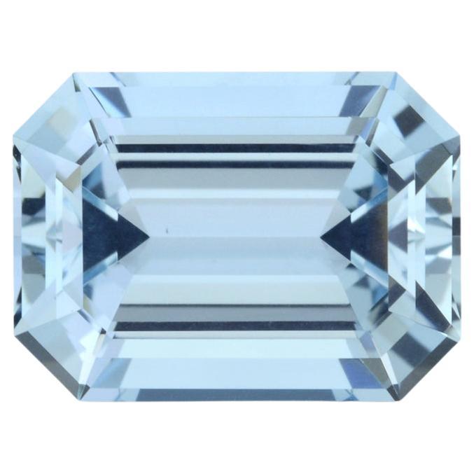 Aquamarine Ring Loose Gemstone 2.64 Carat Emerald Cut Unmounted Gem For Sale