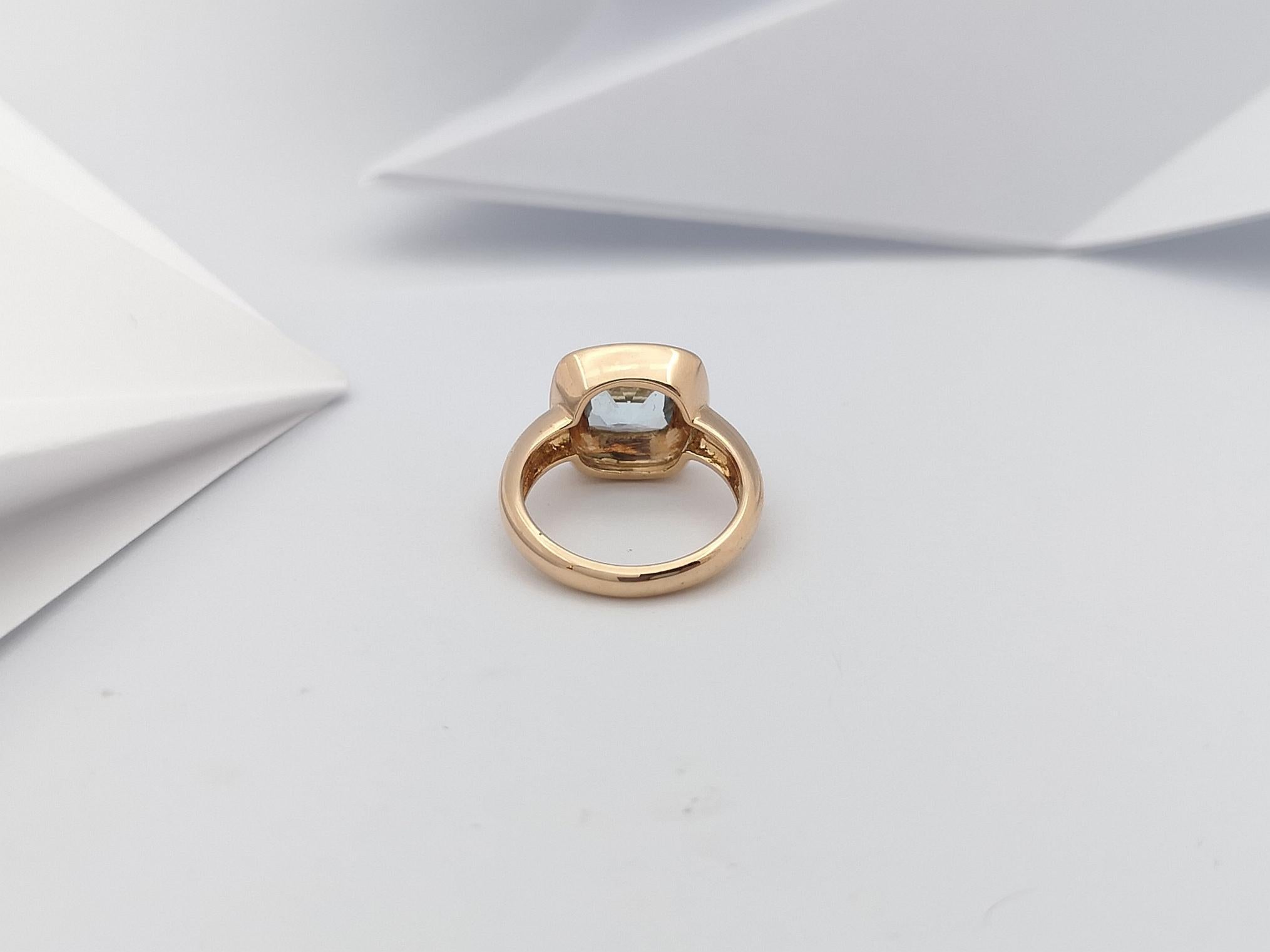 Aquamarine Ring Set in 18 Karat Rose Gold Settings For Sale 1