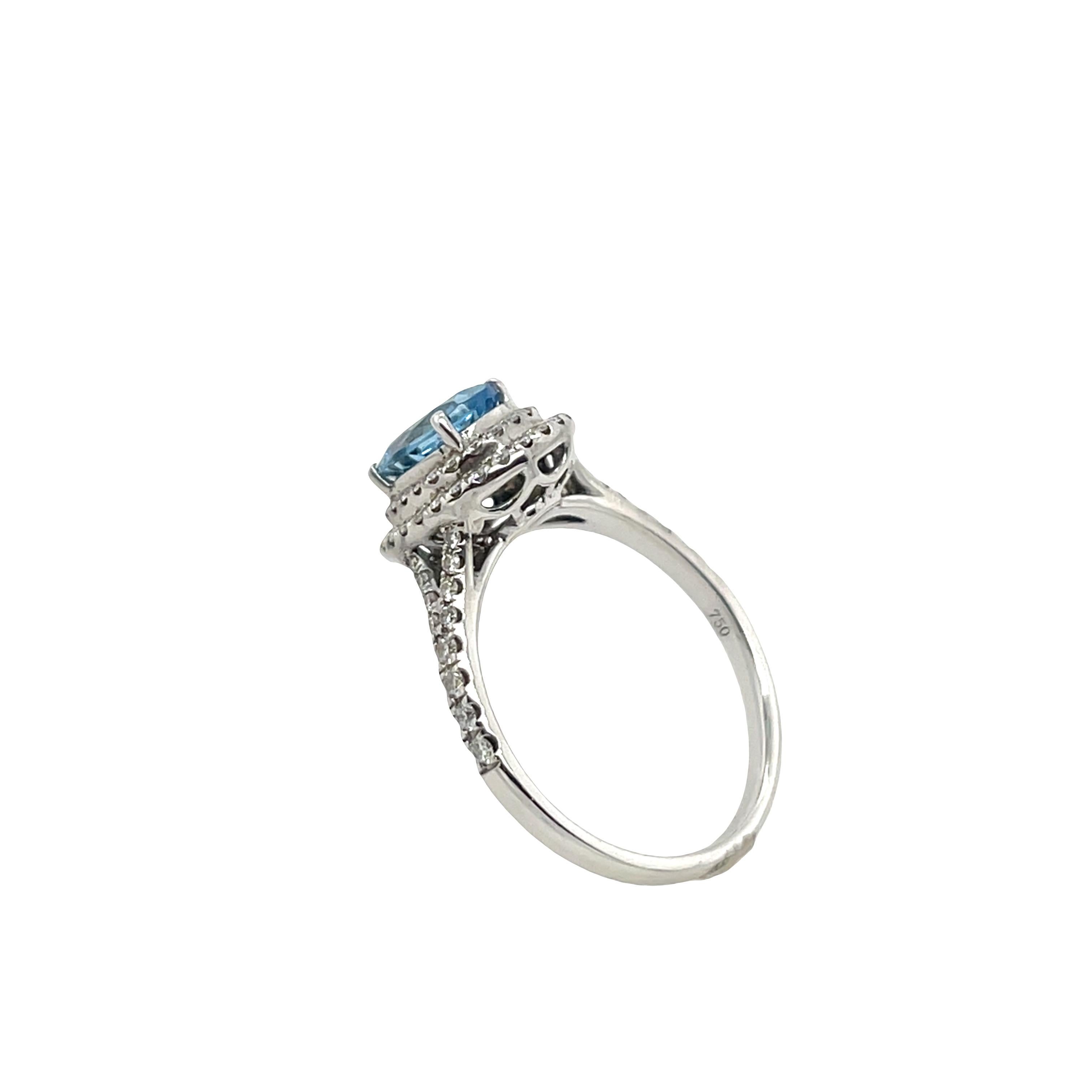 Donna Anello con acquamarina e diamanti in oro bianco 18 ct. in vendita