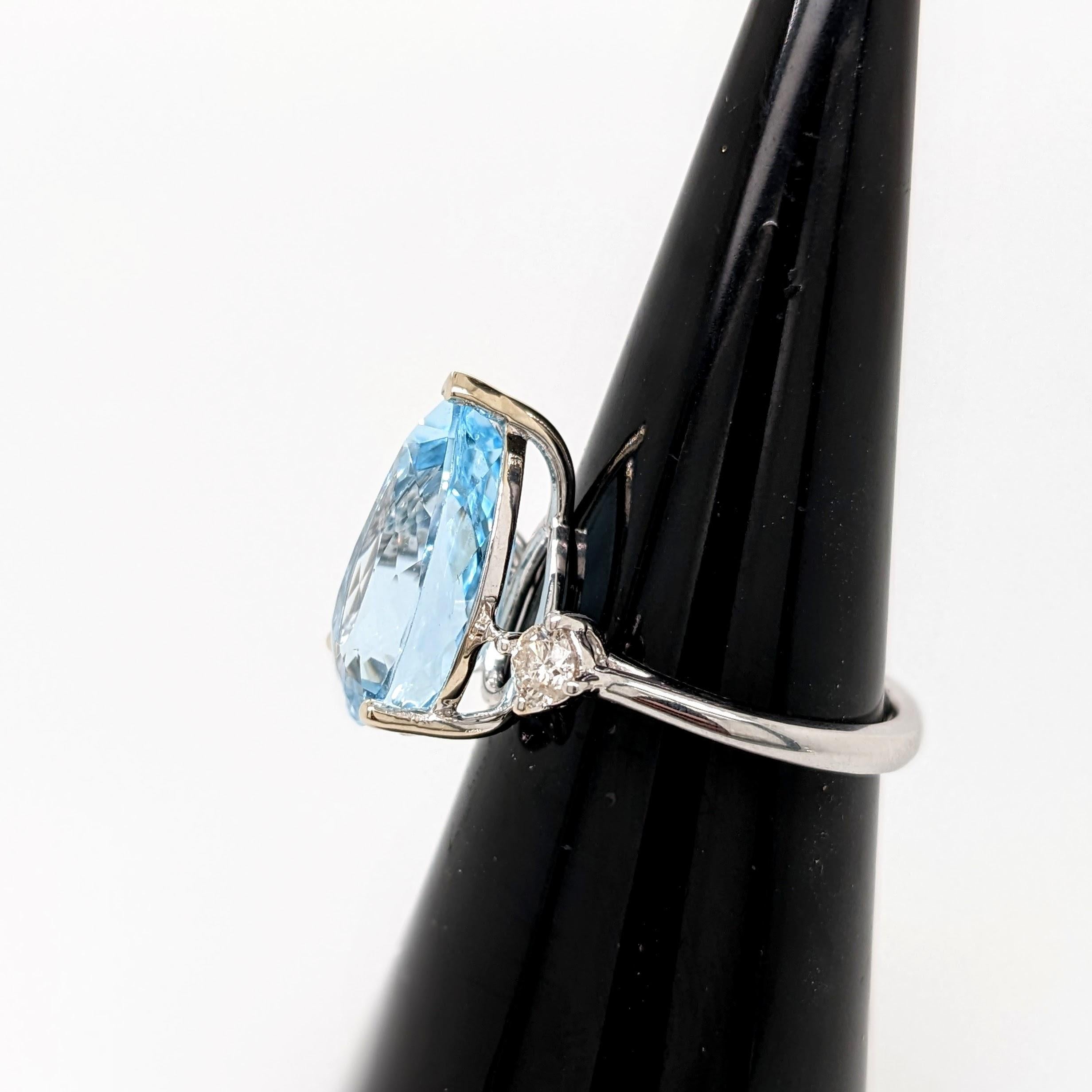 Aquamarine Ring w Natural Diamond Accents in Solid 14K White Gold Pear Cut 14x10 In New Condition For Sale In Columbus, OH