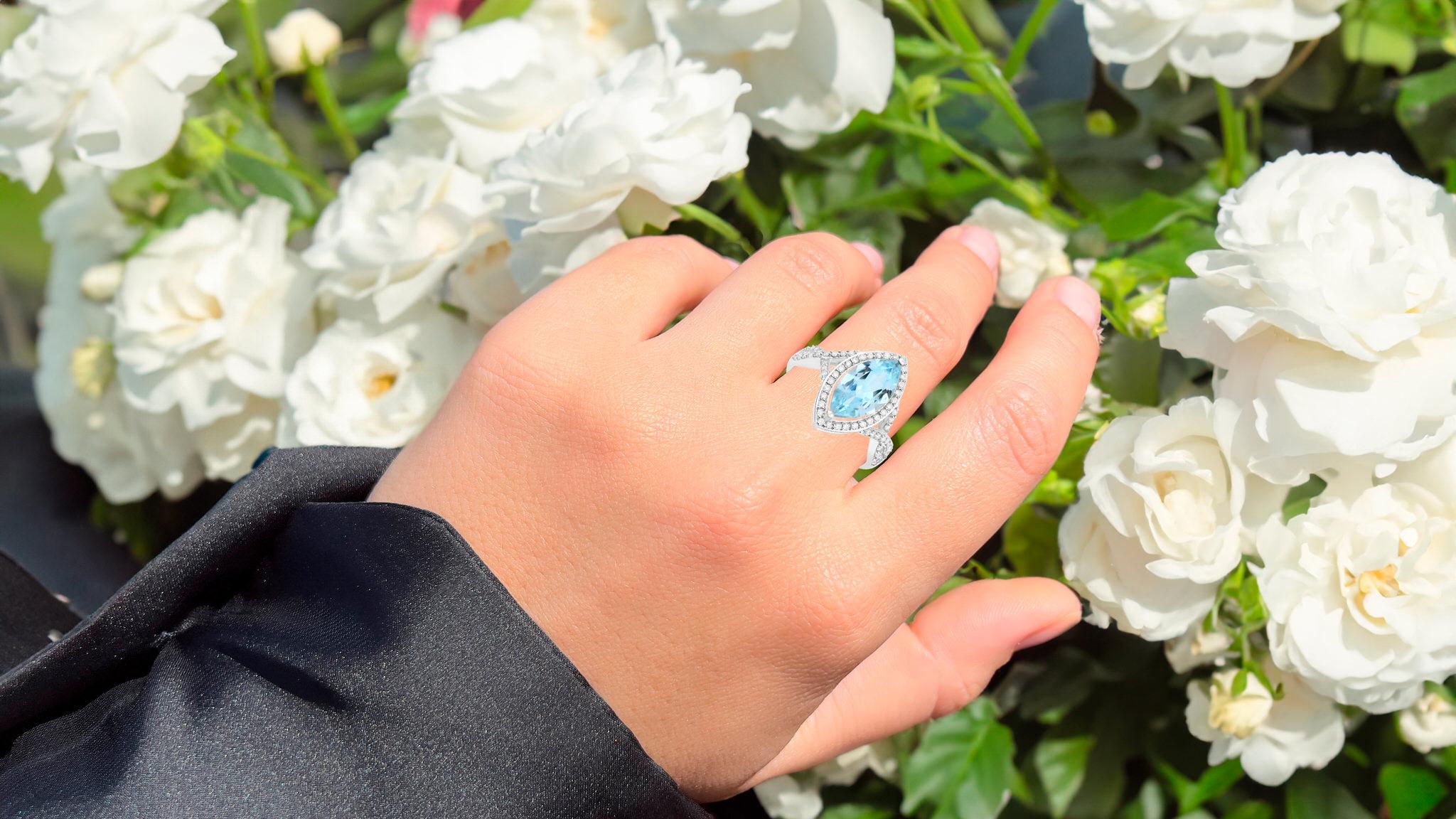 Marquise Cut Aquamarine Ring With Diamonds 2.24 Carats 14K White Gold For Sale