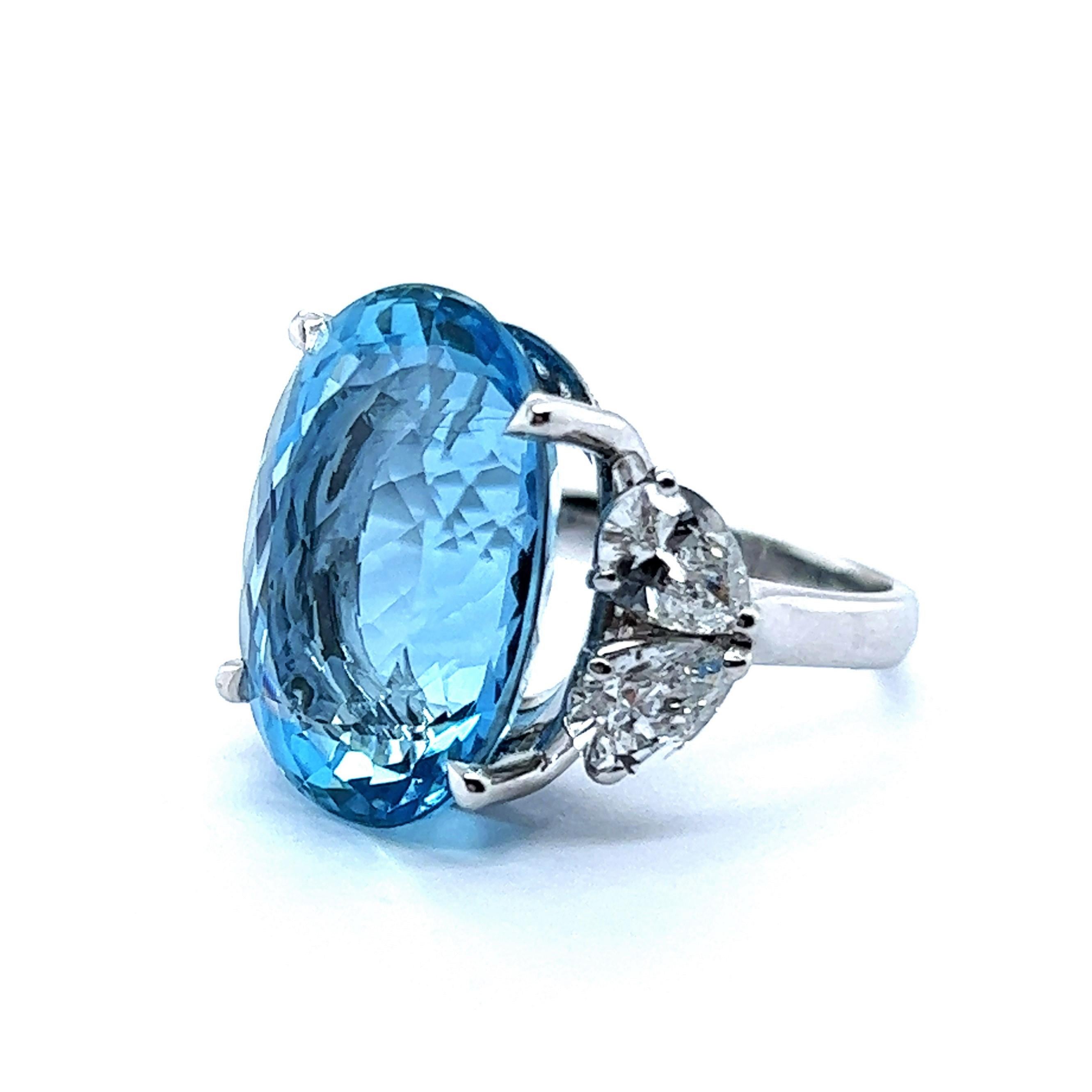 Artist Aquamarine Ring with Diamonds in 14 Karat White Gold For Sale
