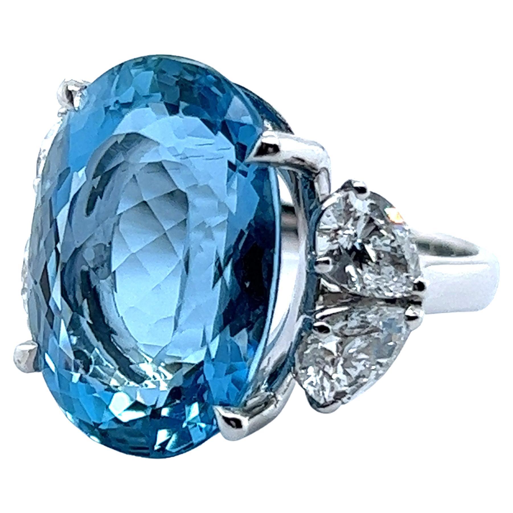 Aquamarine Ring with Diamonds in 14 Karat White Gold For Sale