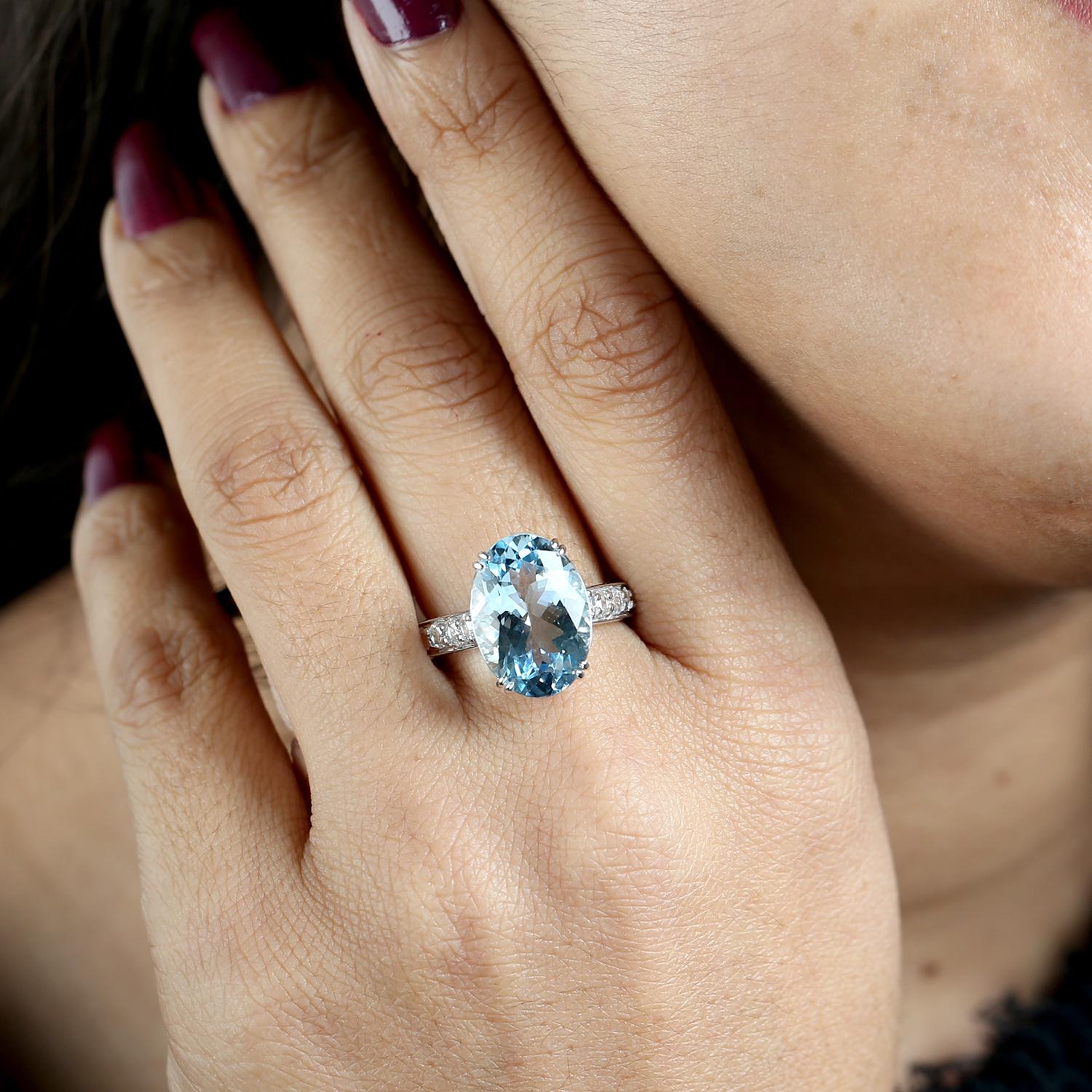 Artisan Aquamarine Ring WIth Diamonds Made In 18k White Gold For Sale