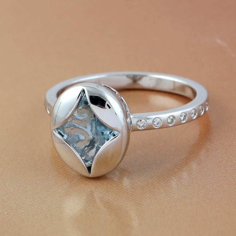 Aquamarine Ring With Diamonds Made In 18k White Gold For Sale at