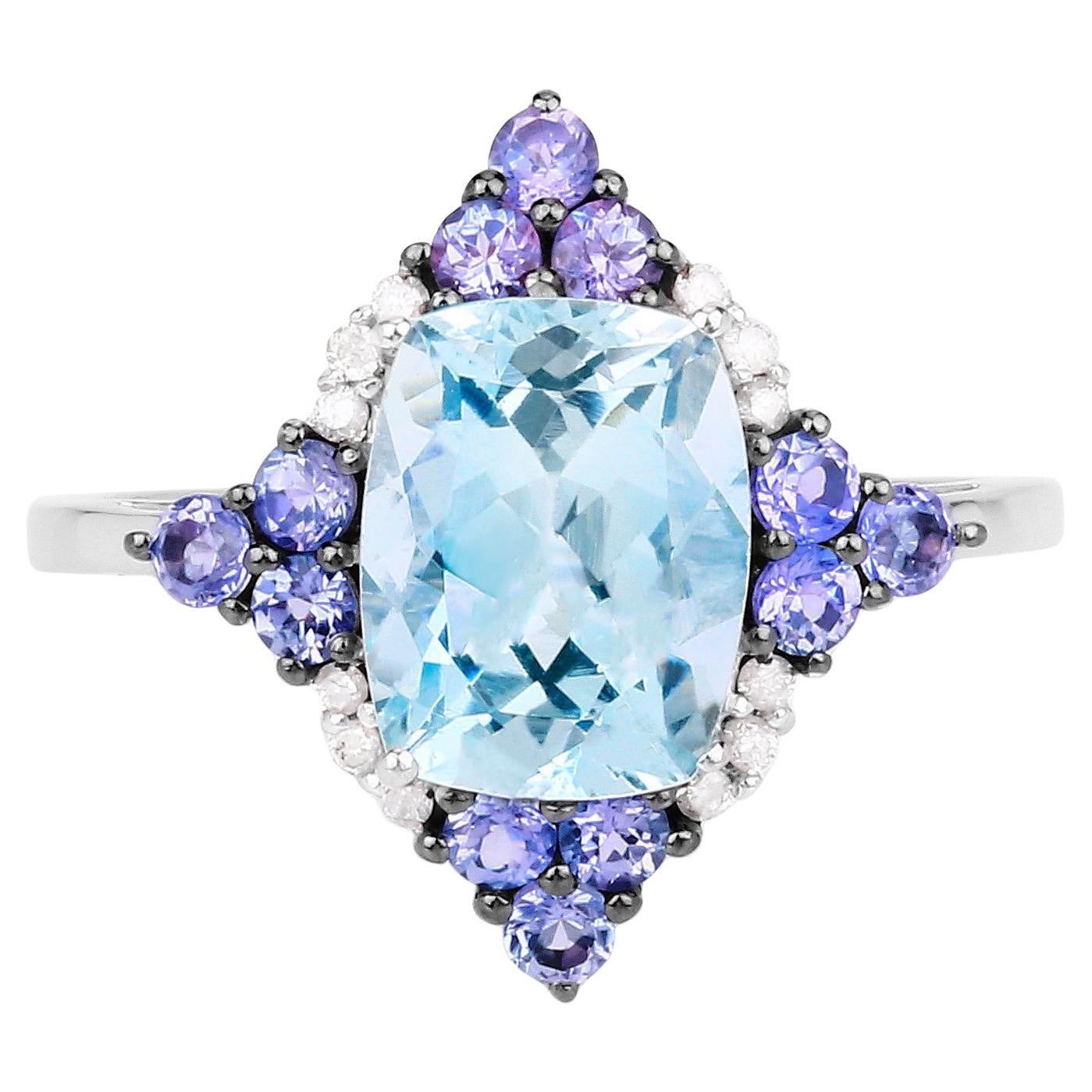 Aquamarine Ring With Tanzanites and Diamonds 2.25 Carats 10K White Gold For Sale