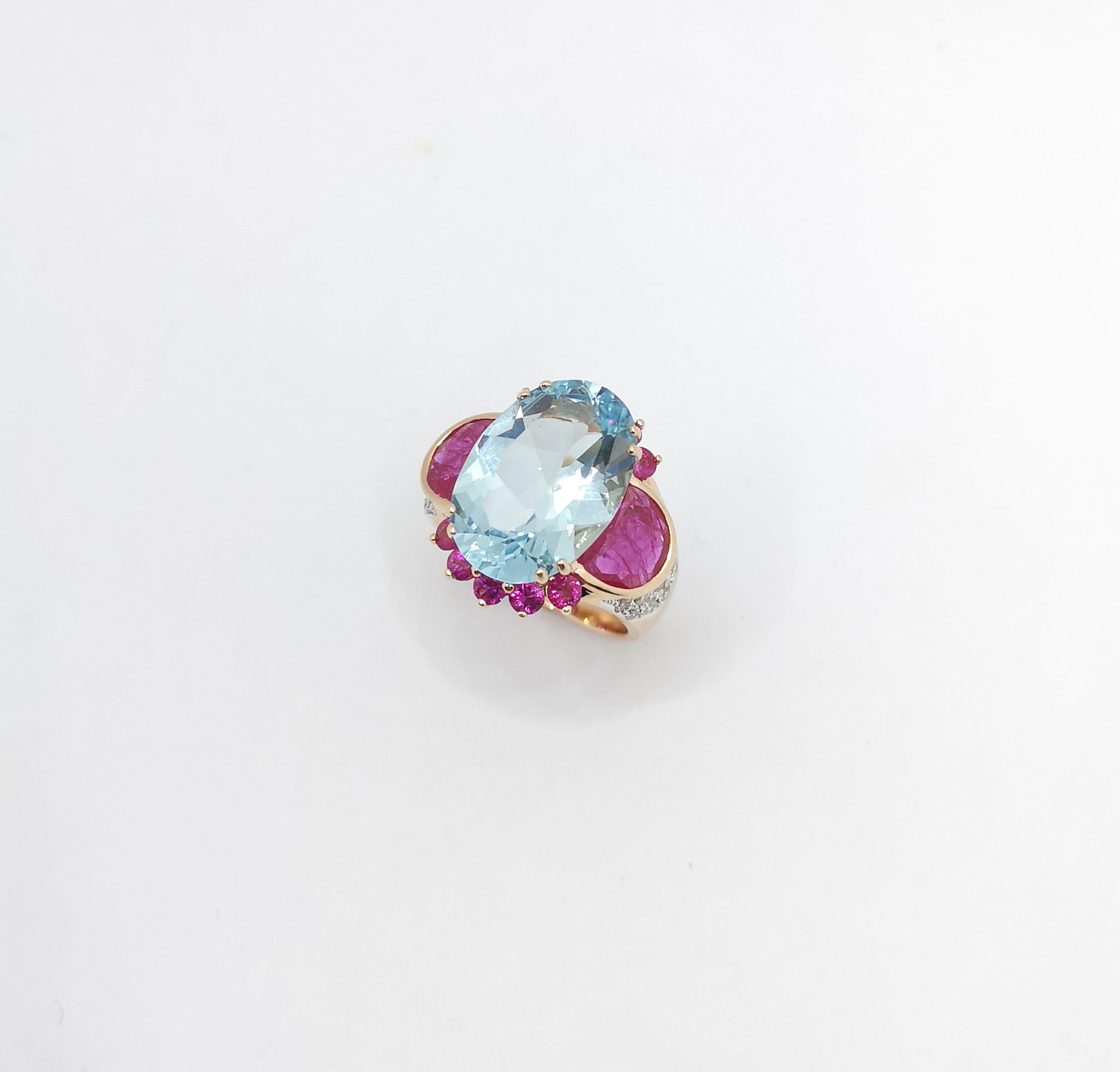 Aquamarine, Ruby, Pink Sapphire and Brown Diamond Ring set in 18K Rose Gold For Sale 8