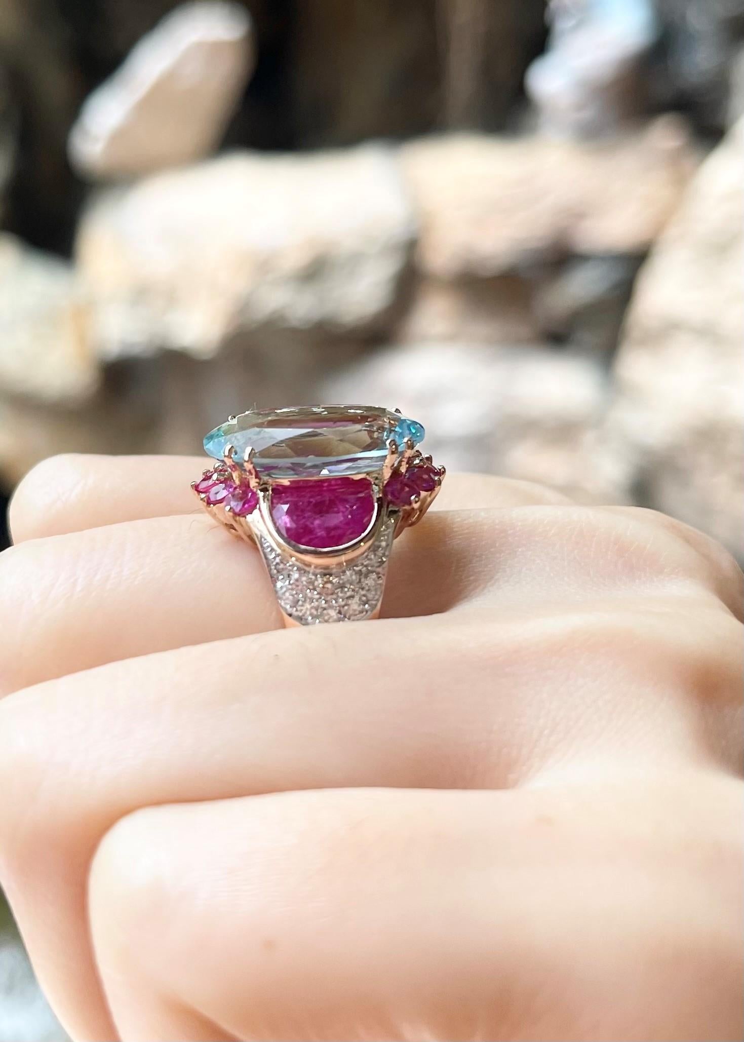 Contemporary Aquamarine, Ruby, Pink Sapphire and Brown Diamond Ring set in 18K Rose Gold For Sale