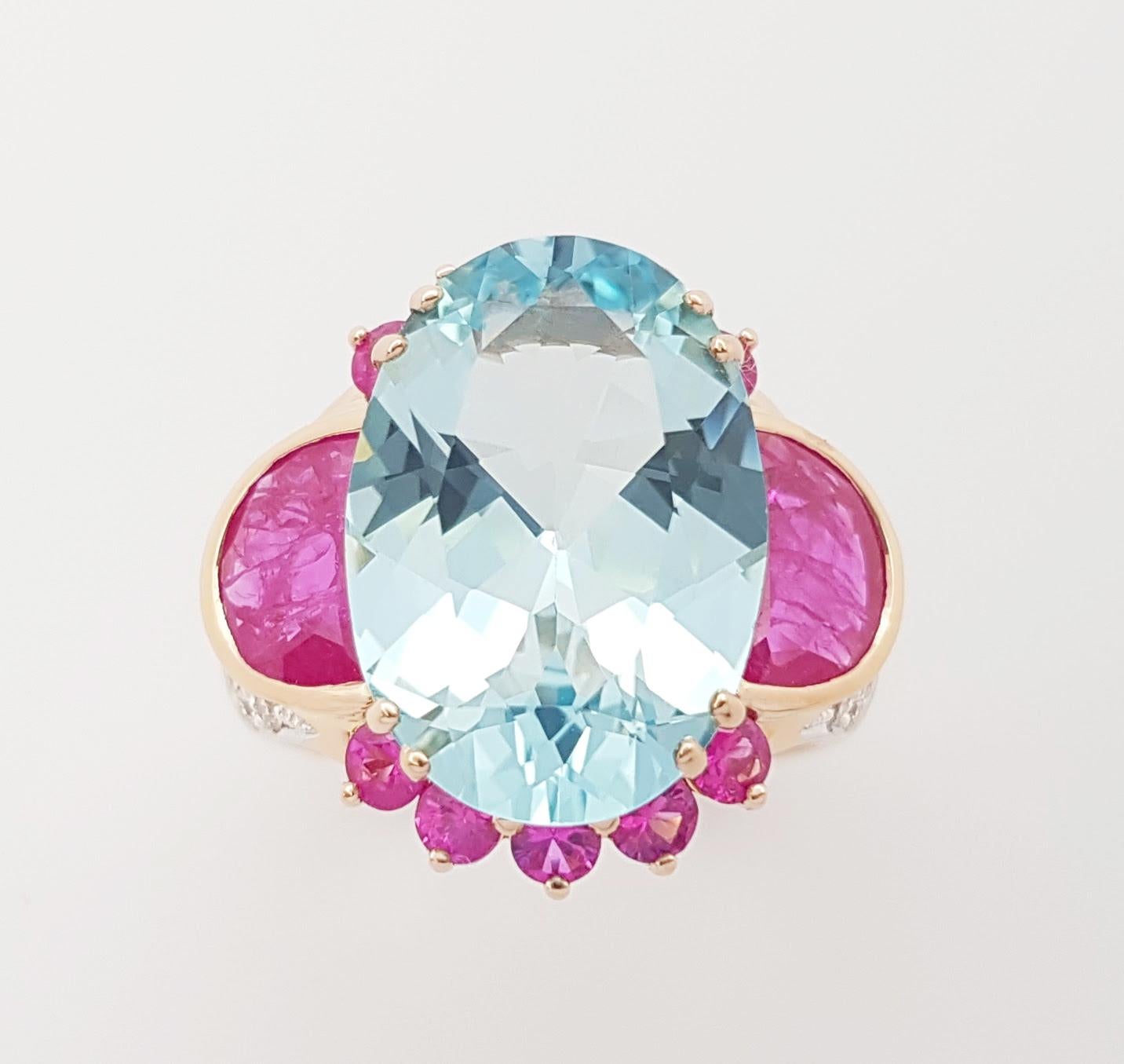 Aquamarine, Ruby, Pink Sapphire and Brown Diamond Ring set in 18K Rose Gold For Sale 2