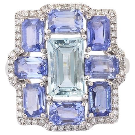 Aquamarine Sapphire and diamond cocktail ring in 18K gold For Sale