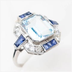 Art Deco 3 CT Certified Natural Aquamarine Diamond Cocktail Ring in 18K Gold
