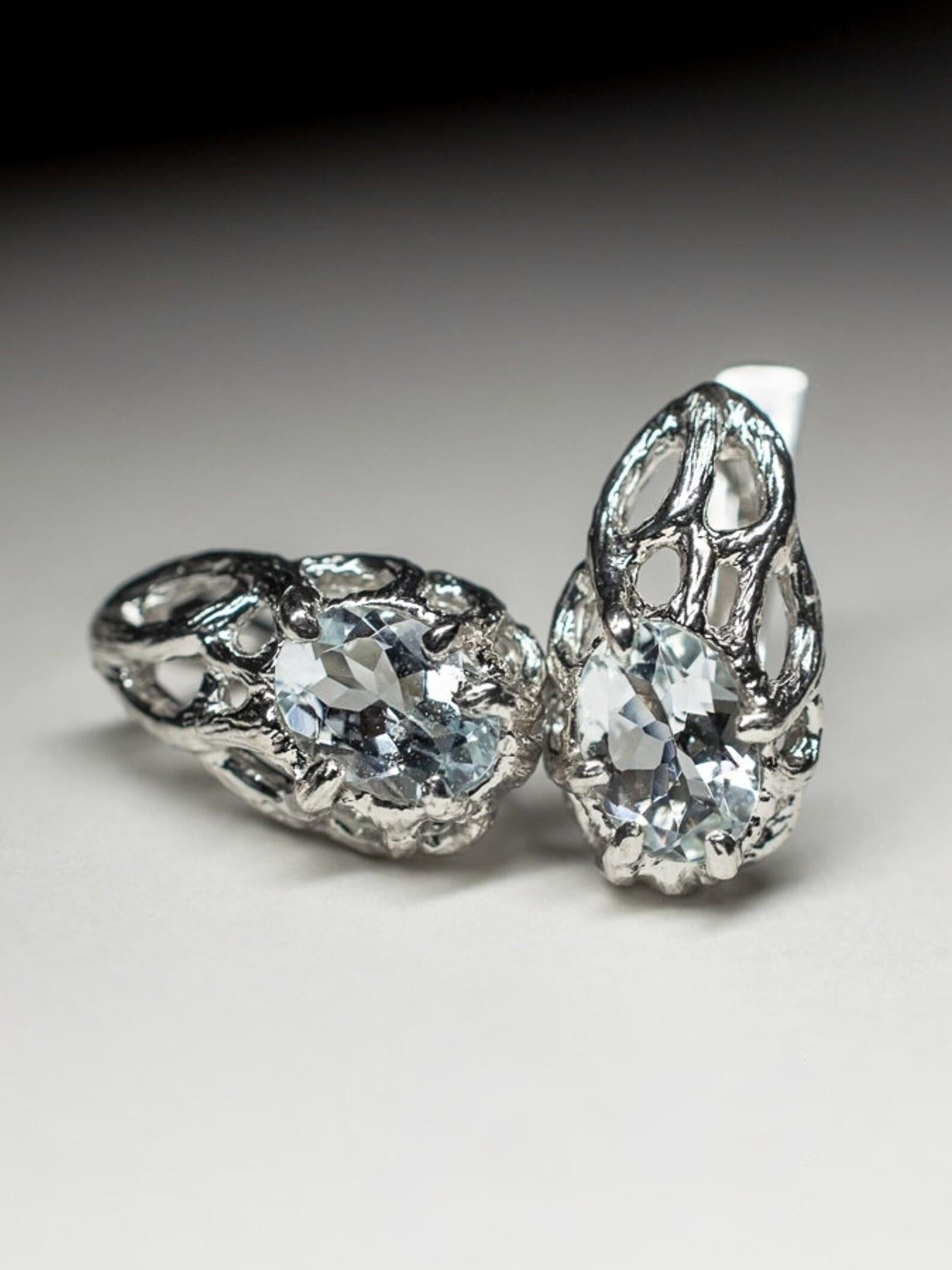 Aquamarin-Silber-Ohrringe Ovalschliff Eis Klarer Olaf-Stil Frozen Blauer Beryll  für Damen oder Herren im Angebot