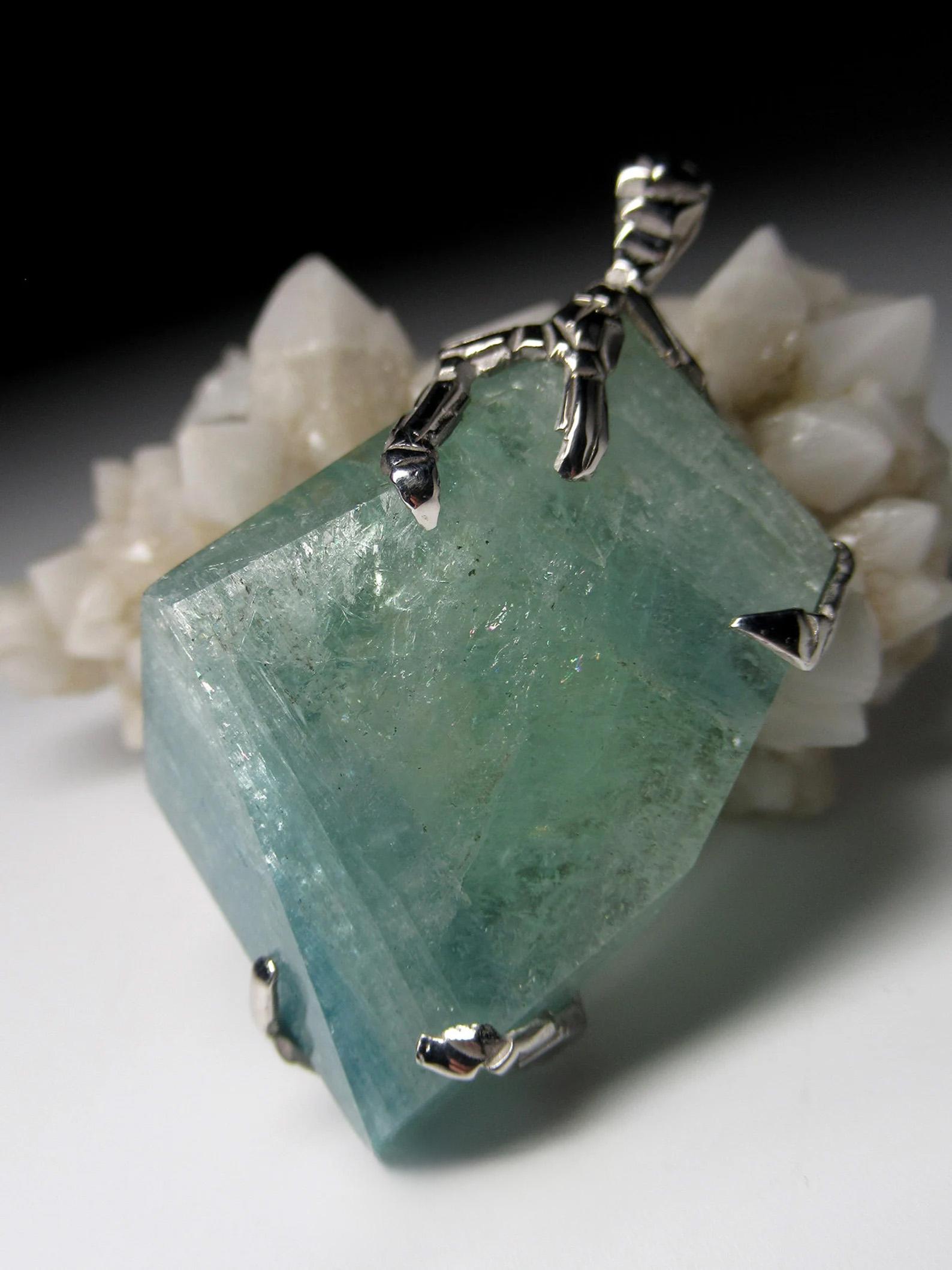 blue green crystal meaning