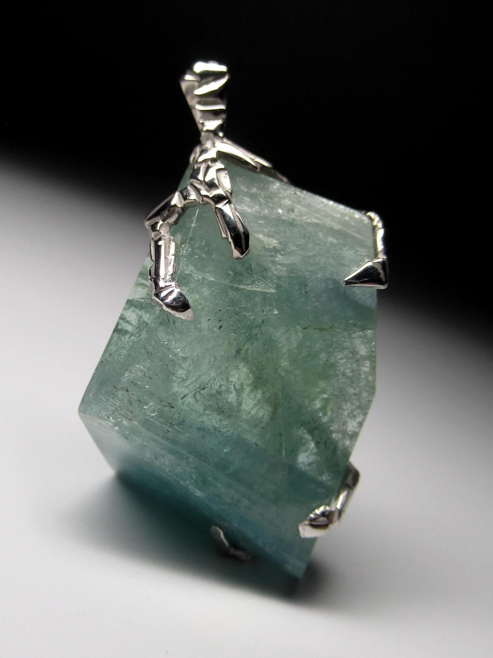 Aquamarine Silver Pendant Natural Blue Green Crystal Healing Unisex Necklace  In New Condition In Berlin, DE