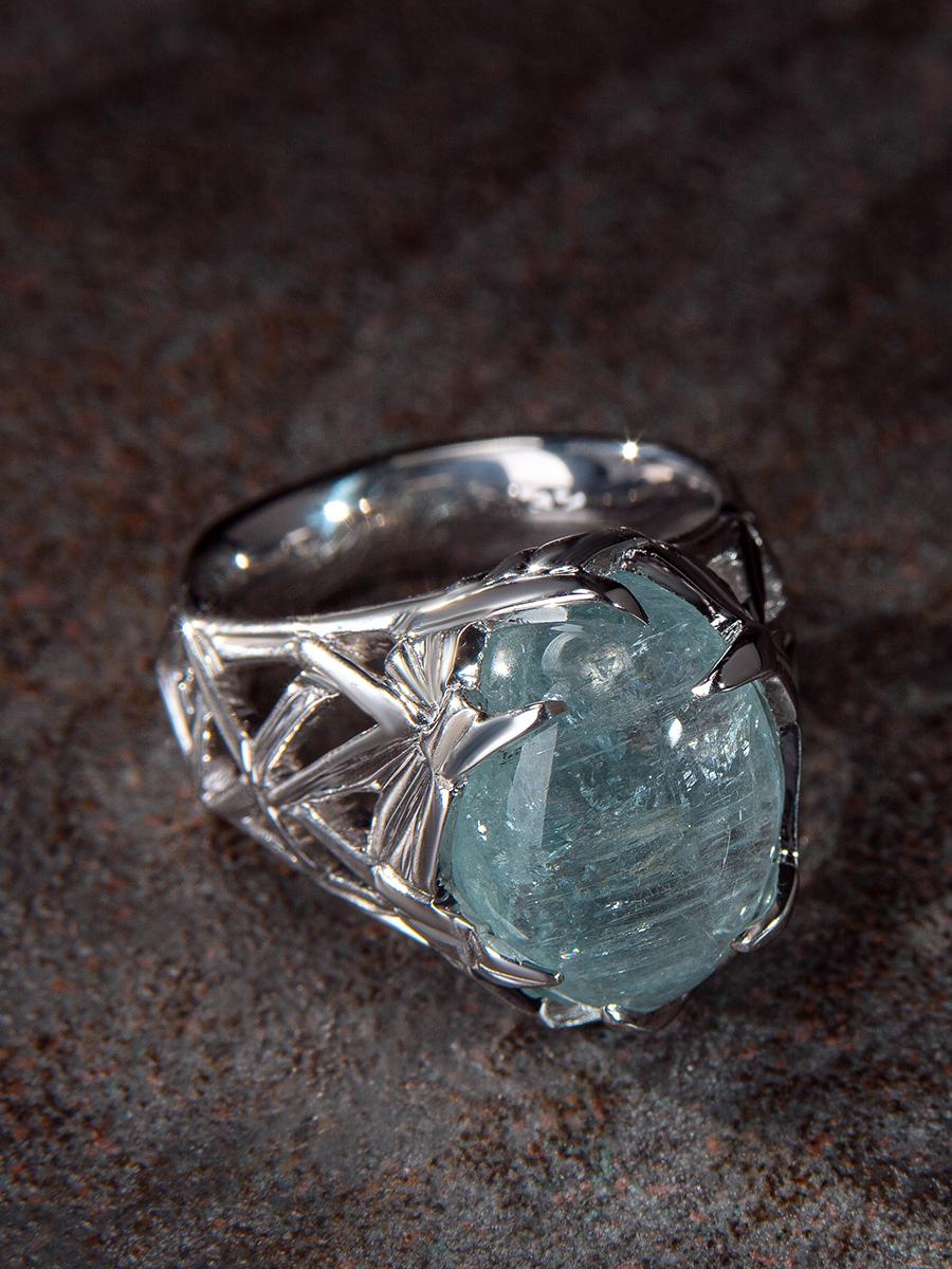 Aquamarine Silver Ring Light Blue Beryl Cabochon Unisex For Sale 5