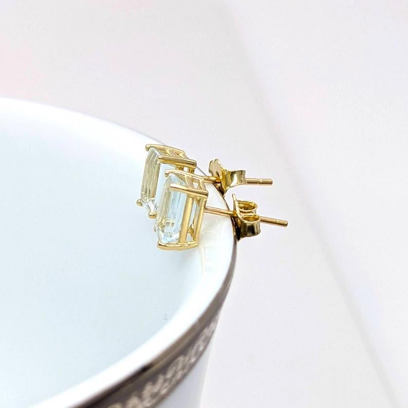 Women's Aquamarine Solitaire Stud Earrings in Solid 14K Gold  Emerald cut 7x5mm For Sale