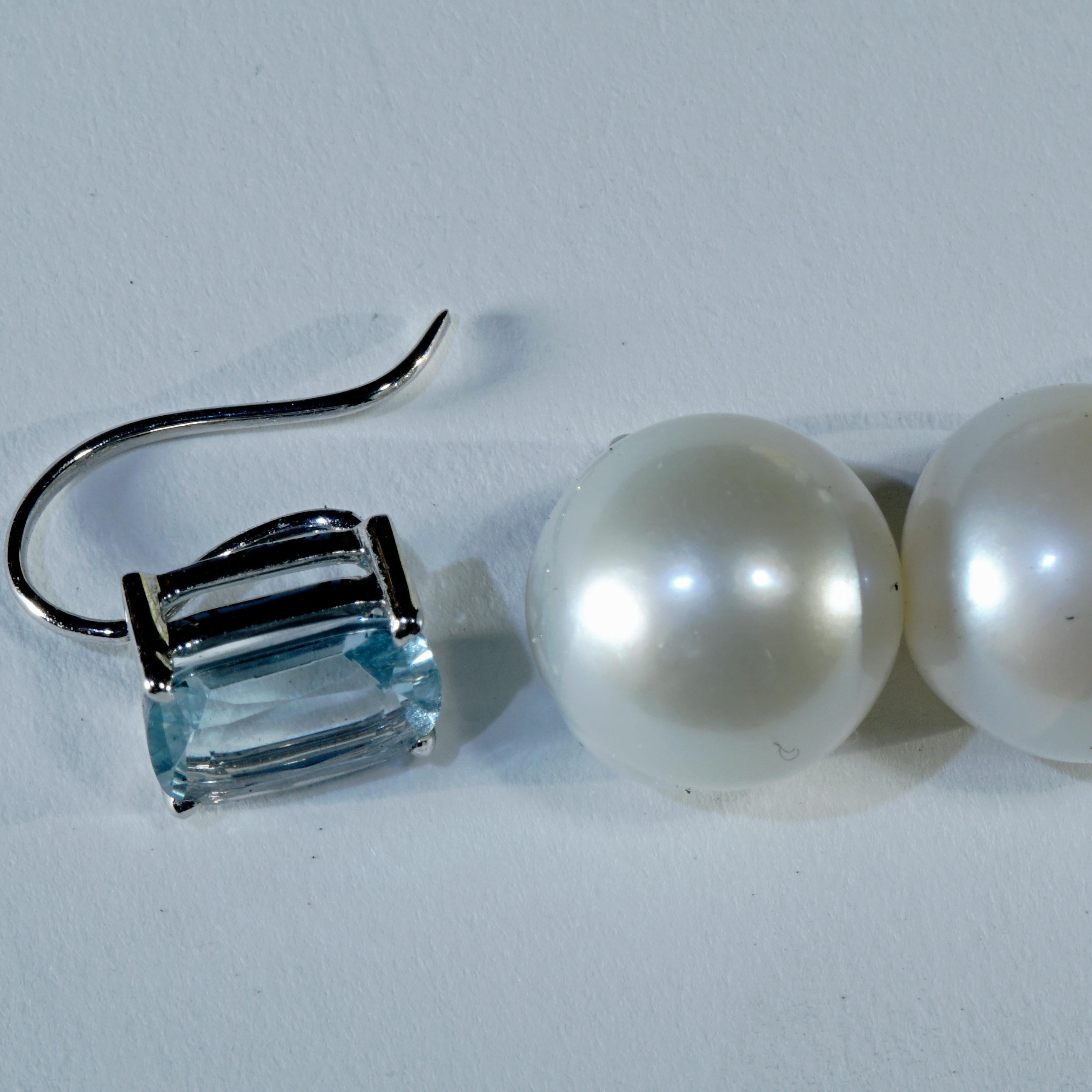 Women's or Men's Aquamarine South Sea Earrings 3.19 ct AAA+ eye-clean Pearls can be removed