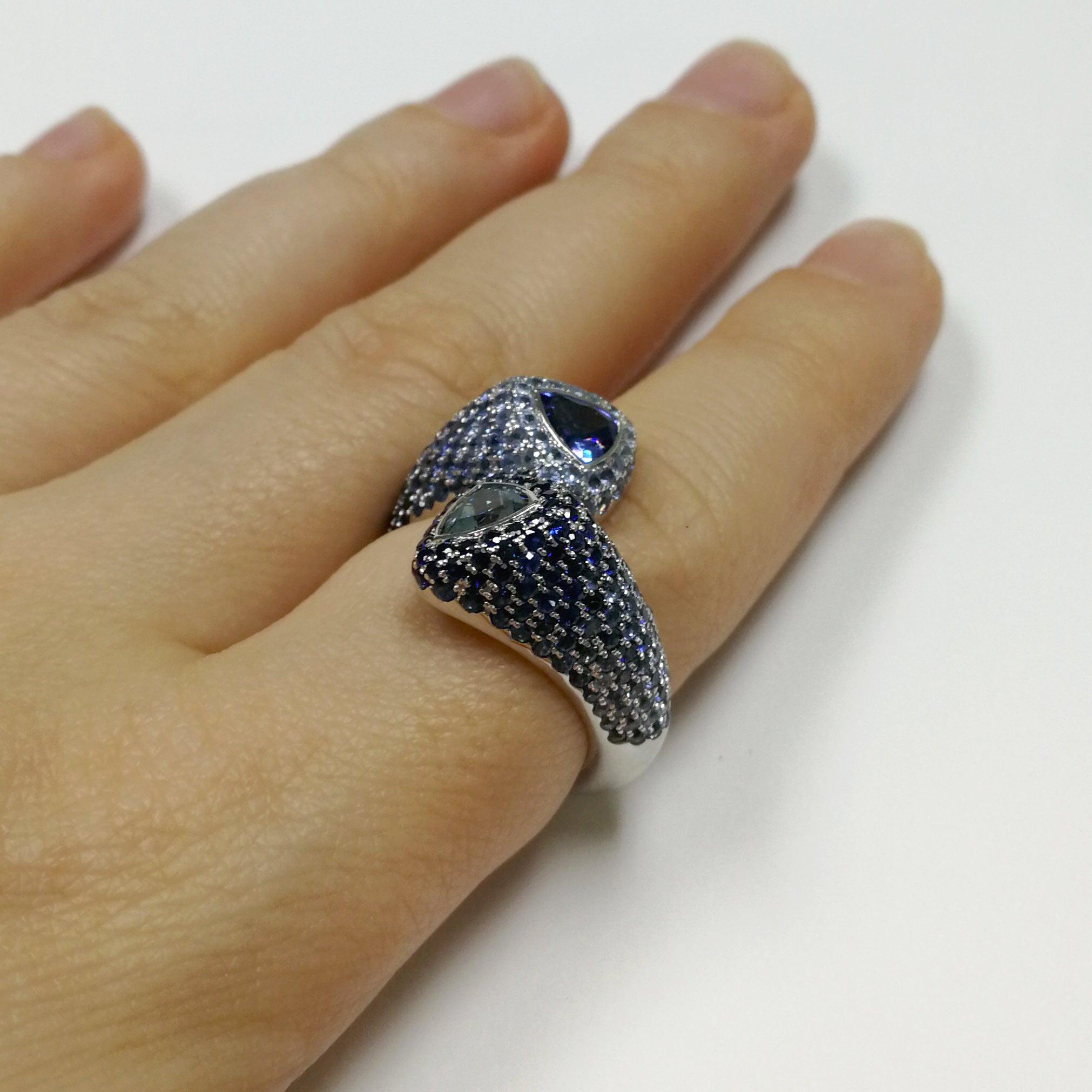 For Sale:  Aquamarine Tanzanite Blue Sapphires White 18 Karat Gold Riviera Ring 10