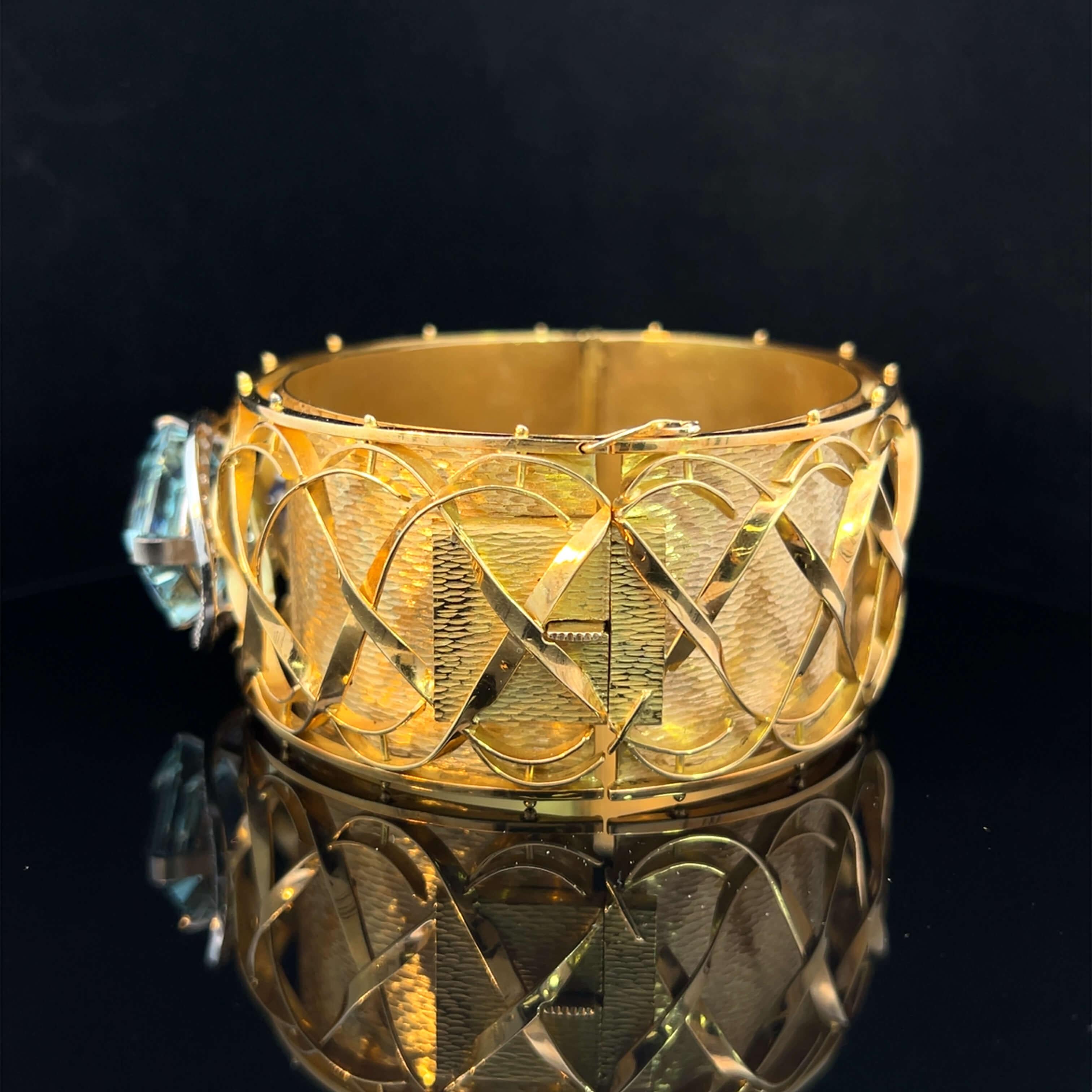 Taglio misto Bracciale con acquamarina, tanzanite e diamanti Circa 1980 in vendita