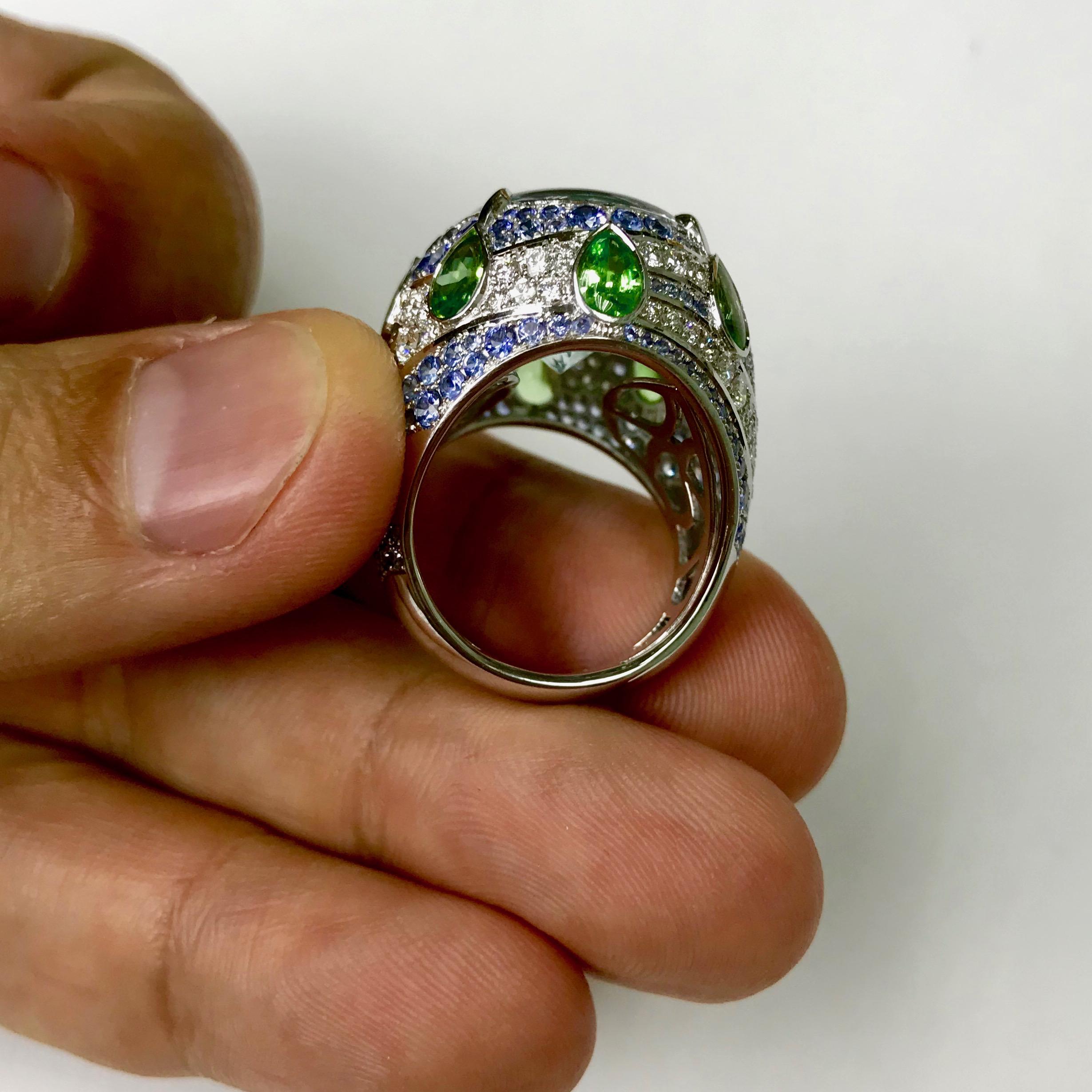 Round Cut Aquamarine Tsavorite Diamonds Sapphire 18 Karat White Gold Oriental Ring For Sale