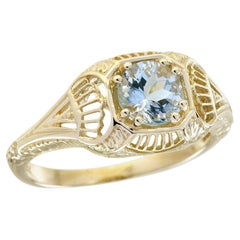 Bague de style vintage en aigue-marine  Or jaune 9K massif