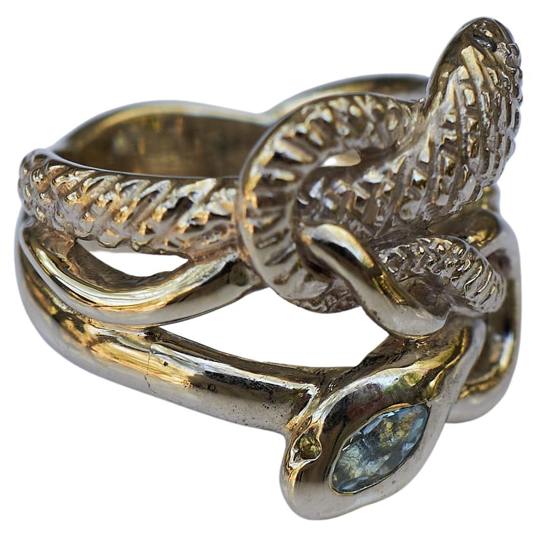 Aquamarin Weißer Diamant-Schlangenring aus Weißgold mit doppeltem Kopf von J Dauphin