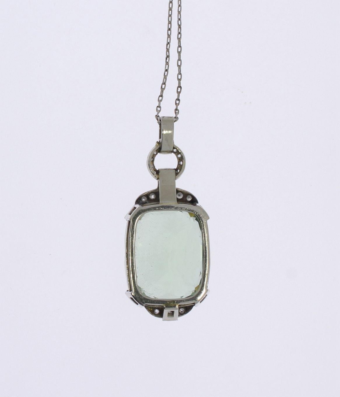 Aquamarine White Gold Pendant with Chain For Sale 2