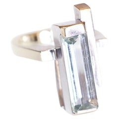 Aquamarine White Gold Ring, Modernist Ring, Rectangular Cut Aquamarine