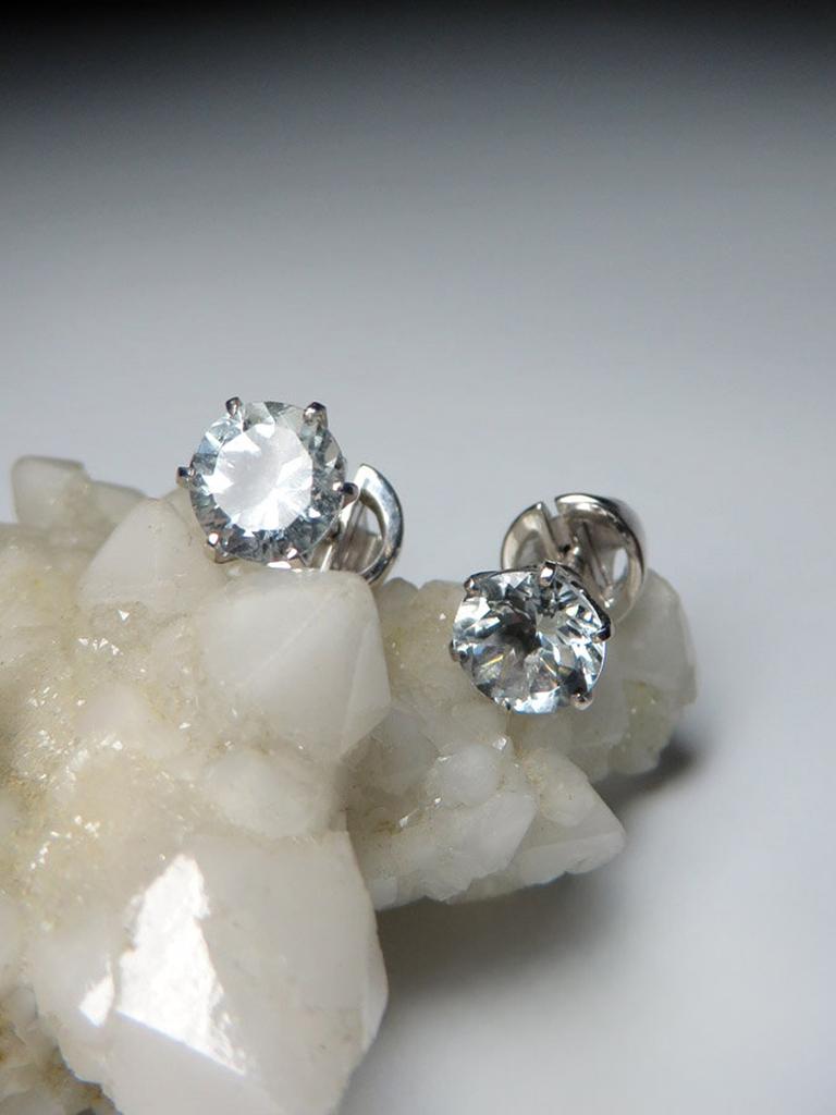 Aquamarine White Gold Stud Earrings Natural Blue Beryl Gemstone Fine Jewelry In New Condition For Sale In Berlin, DE