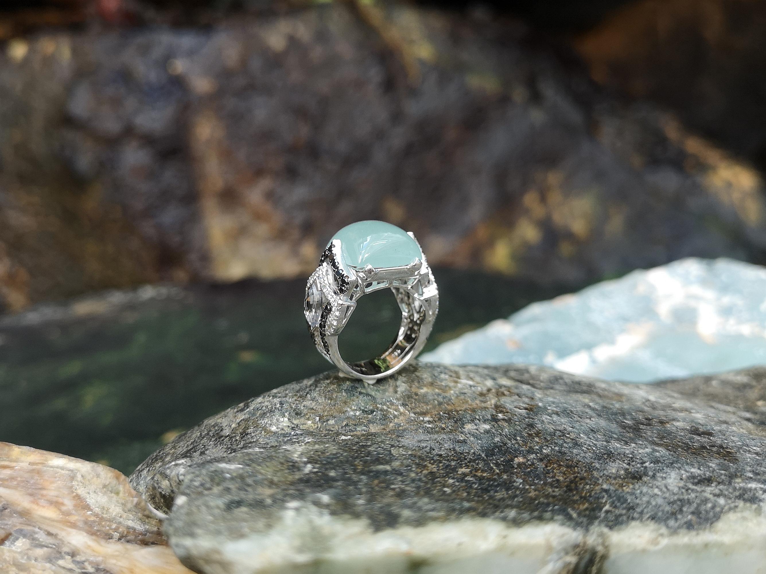 Aquamarine, White Sapphire, Black Diamond, Diamond Ring in 18 Karat White Gold For Sale 2
