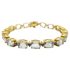 Aquamarine with Blue Sapphire Bracelet Set in 18 Karat Gold Settings