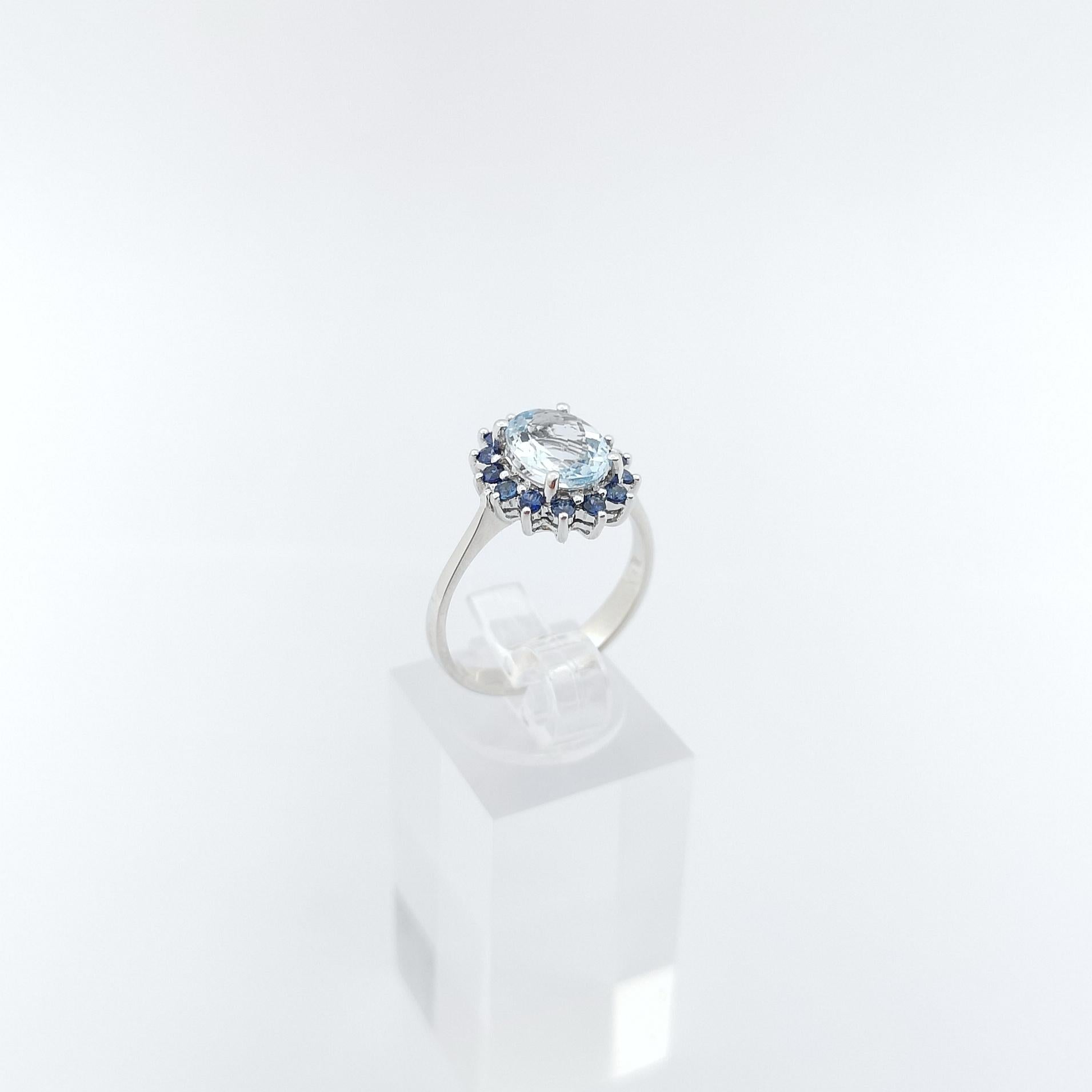 Aquamarine with Blue Sapphire Ring set in 14K White Gold Settings For Sale 5