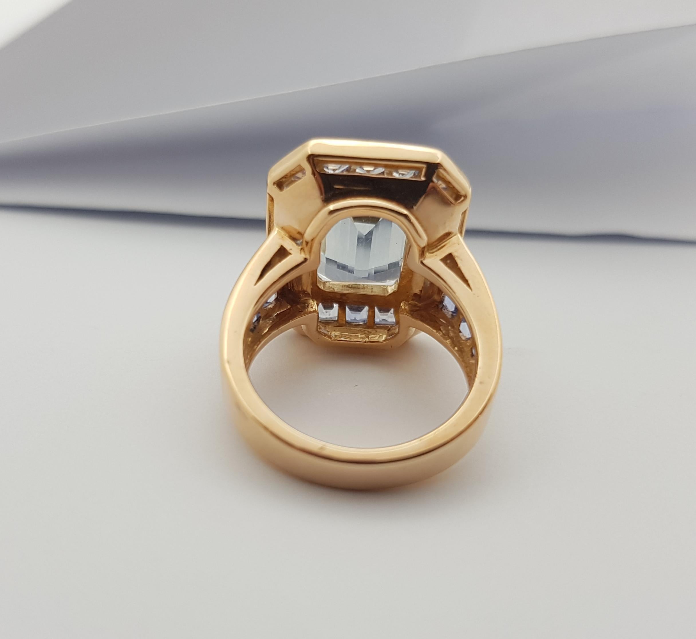 Aquamarine with Blue Sapphire Ring Set in 18 Karat Rose Gold Settings For Sale 1