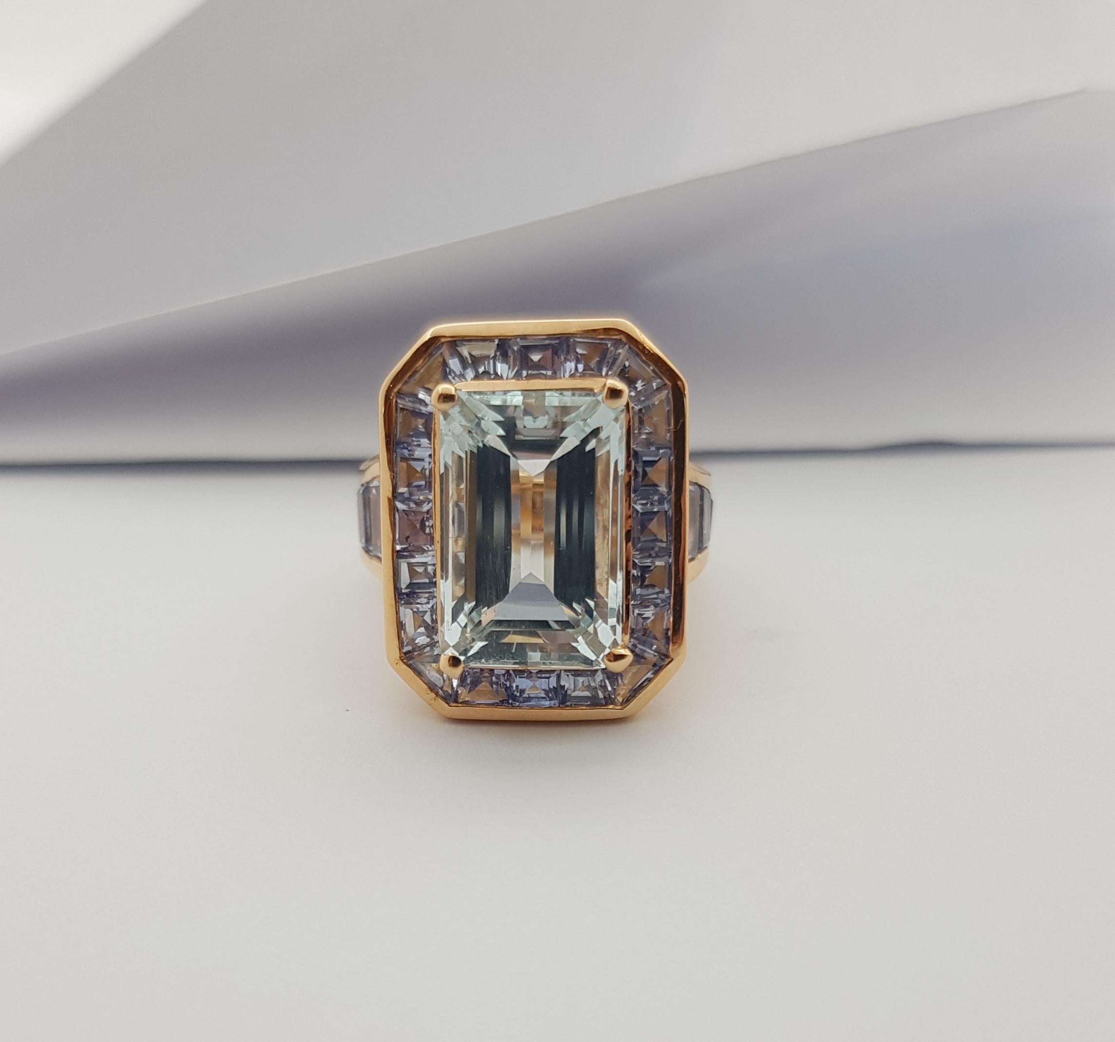 Aquamarine with Blue Sapphire Ring Set in 18 Karat Rose Gold Settings For Sale 3