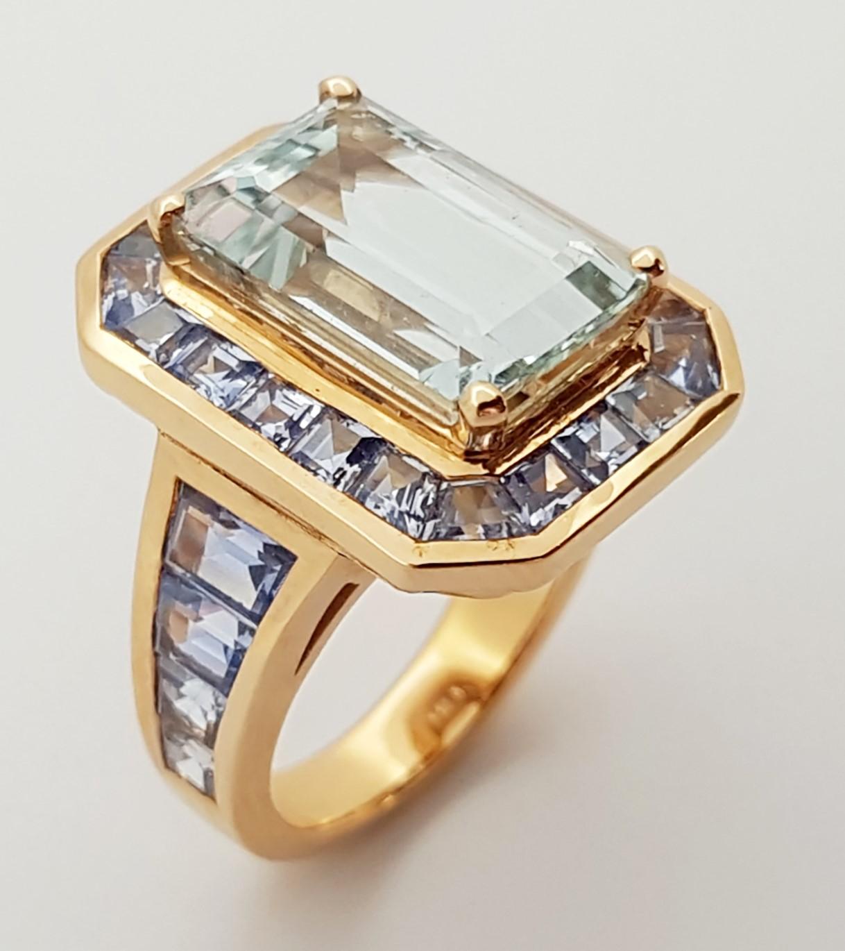 Bague en aigue-marine et saphir bleu sertie dans des montures en or rose 18 carats en vente 1