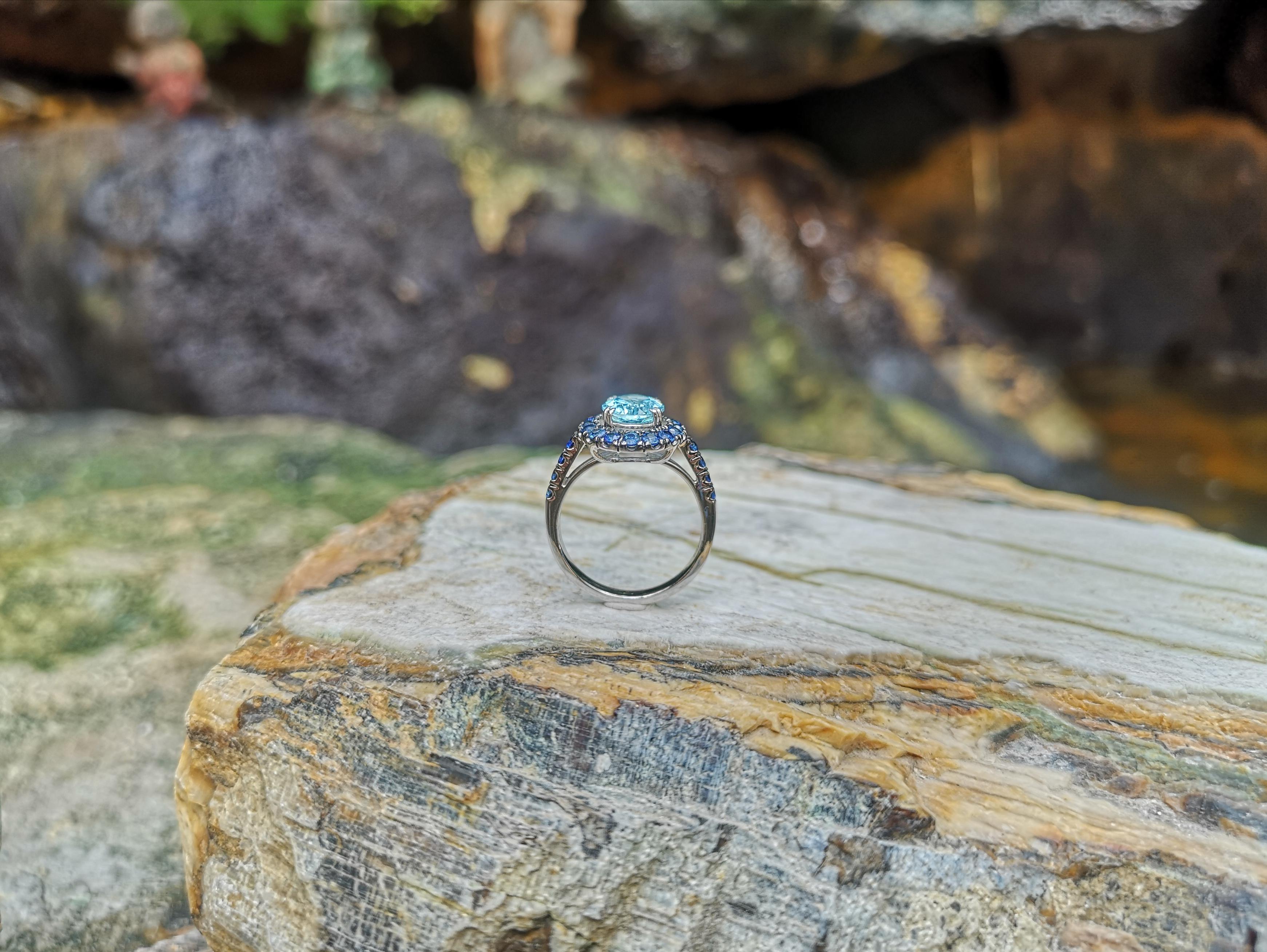 Aquamarine with Blue Sapphire Ring Set in 18 Karat White Gold Settings 3