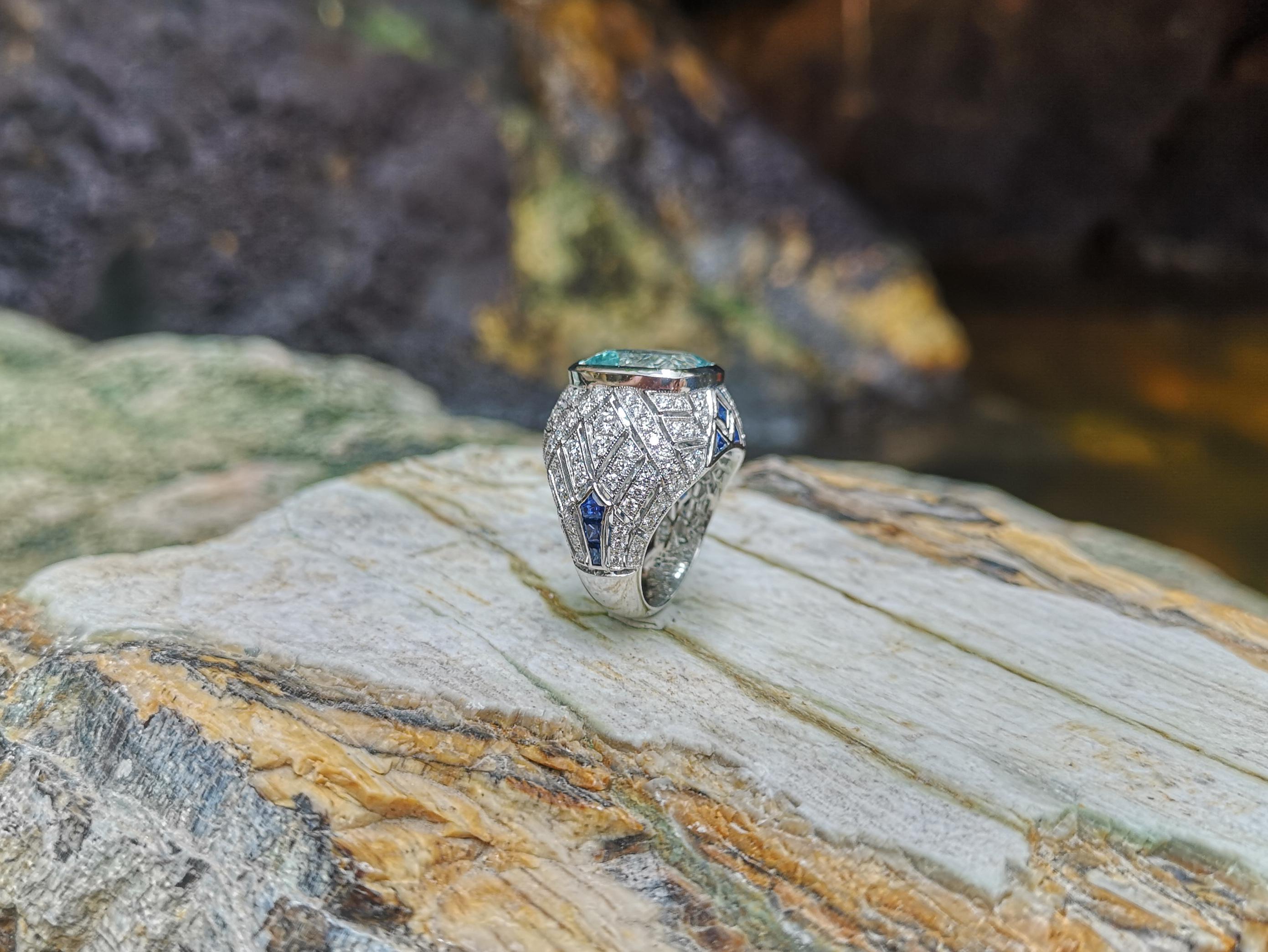 Aquamarine with Diamond and Blue Sapphire Ring in 18 Karat White Gold Settings For Sale 5