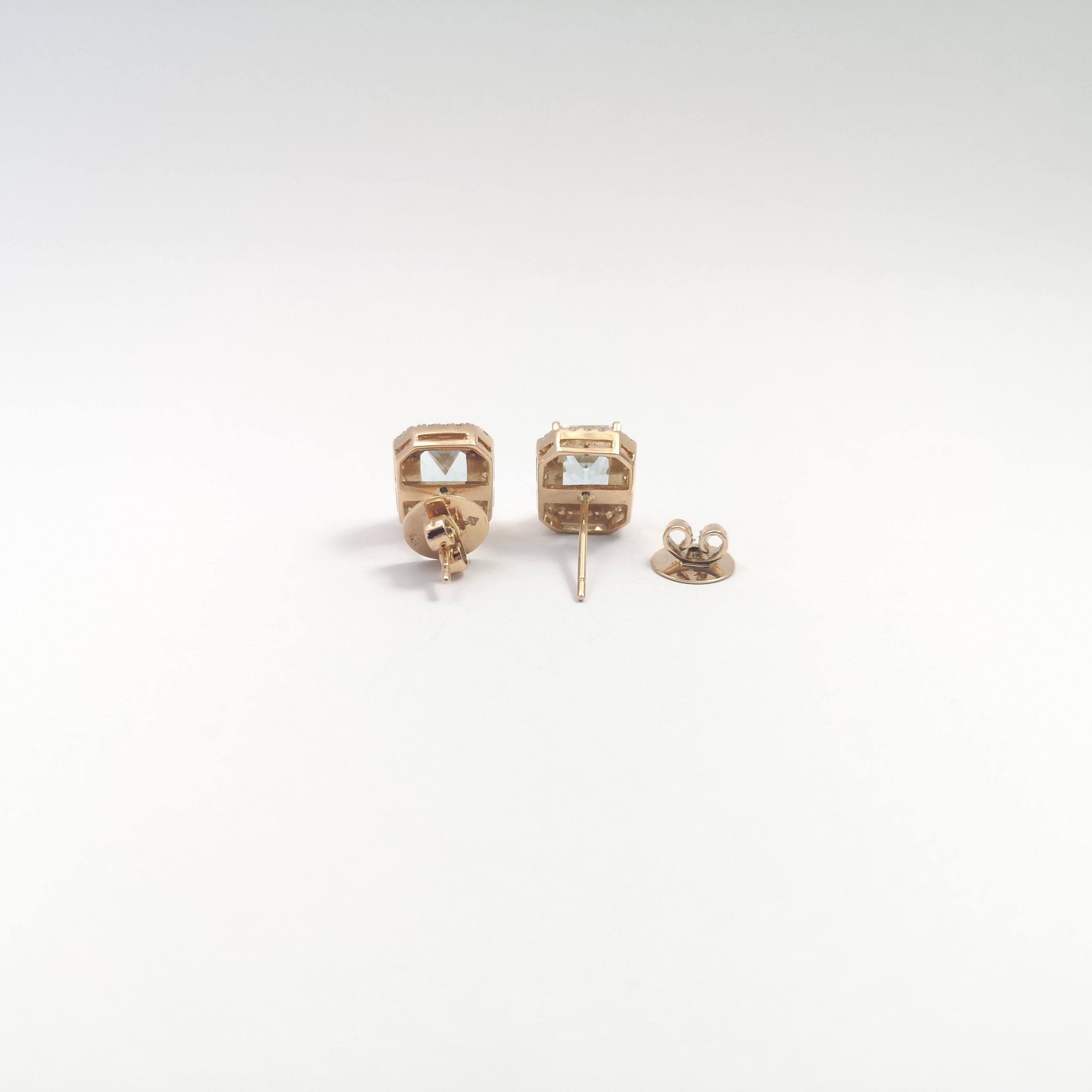 Orecchini con acquamarina e diamanti incastonati in oro rosa 18K in vendita 1