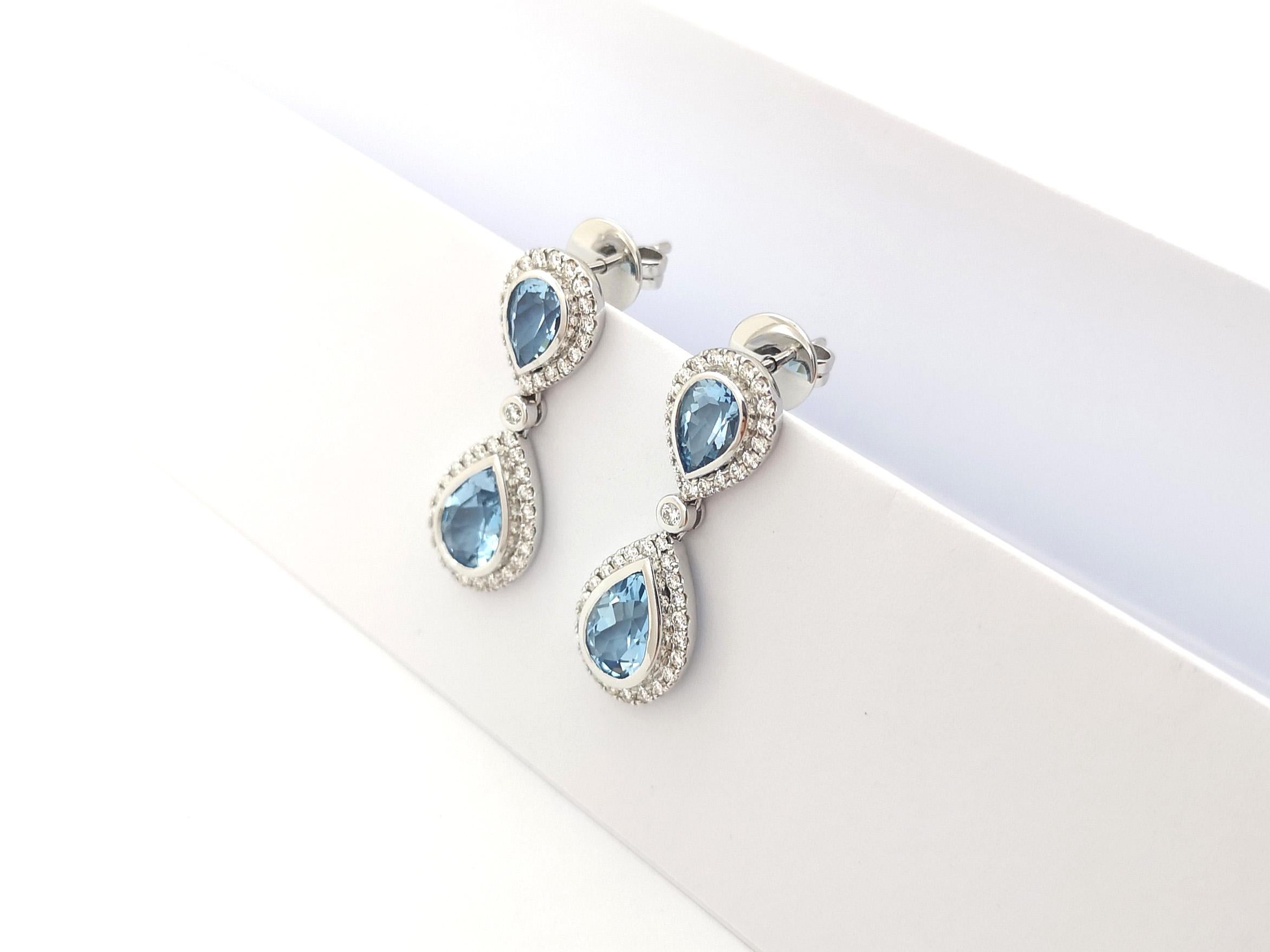 Aquamarine with Diamond Earrings set in 18K White Gold Settings For Sale 2